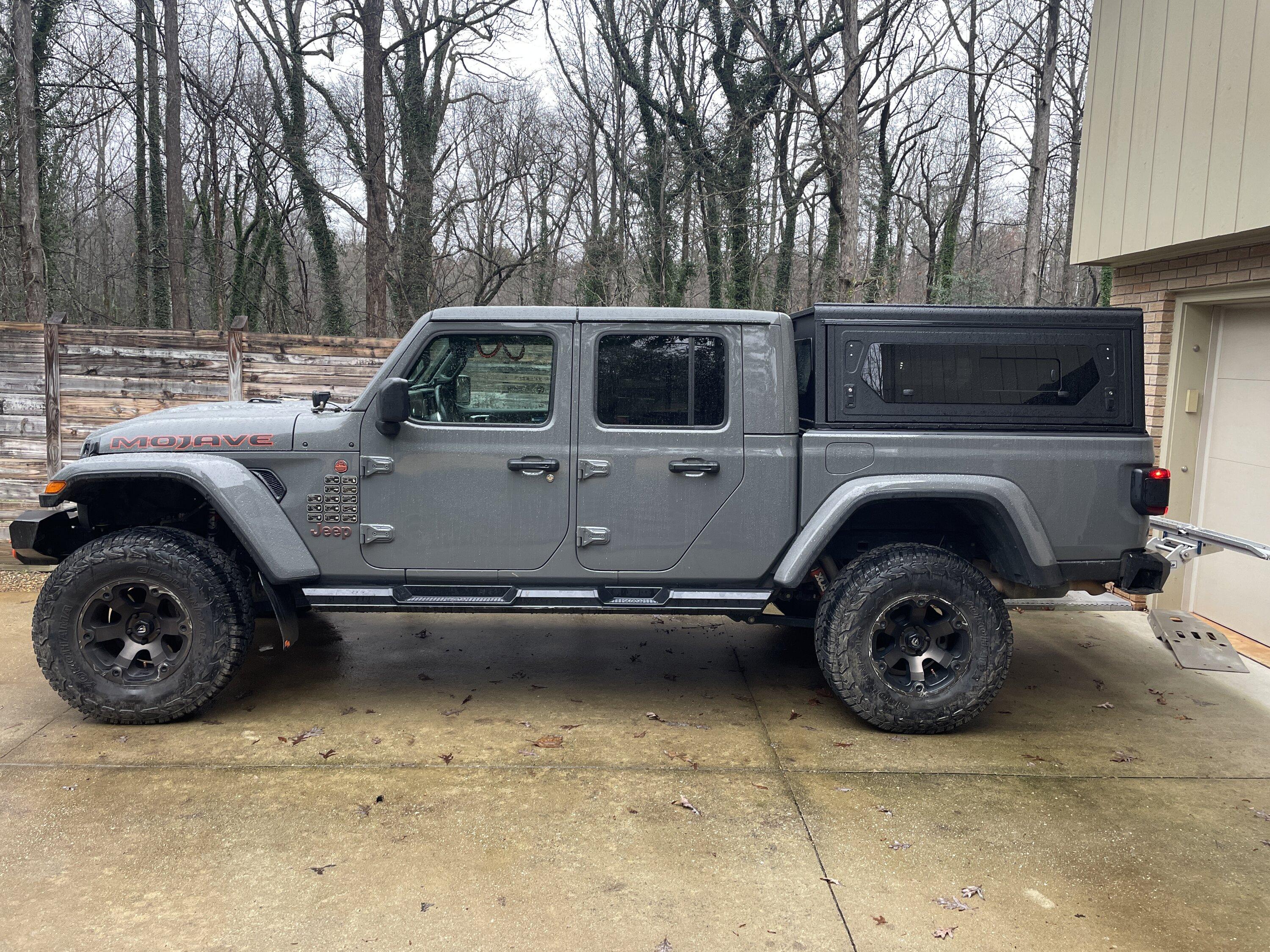 Jeep Gladiator Alu-Cab Contour Canopy Roll Call - not Camper 0EDD3716-7C1D-4A2E-B686-20E7AEC2F8F1