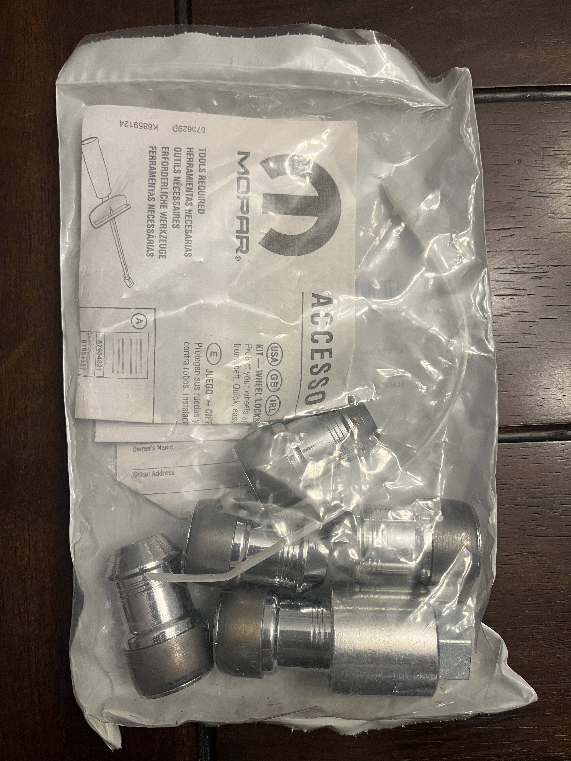 Jeep Gladiator Mopar wheel locks 5713EFE6-4AF4-4F83-B559-5F826D69554B