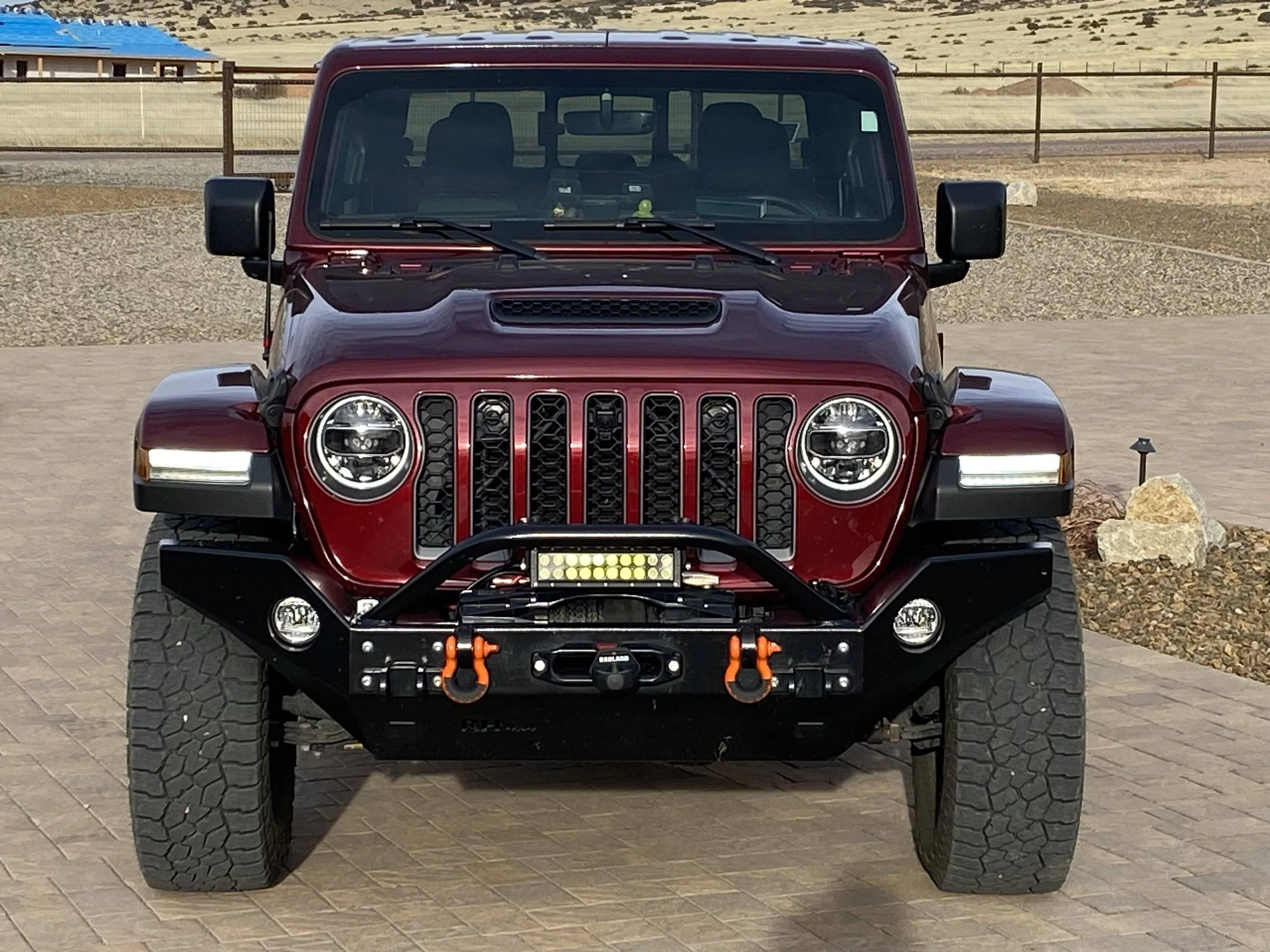 Jeep Gladiator Rock Hard aluminum vs. Steel front bumper IMG-1540