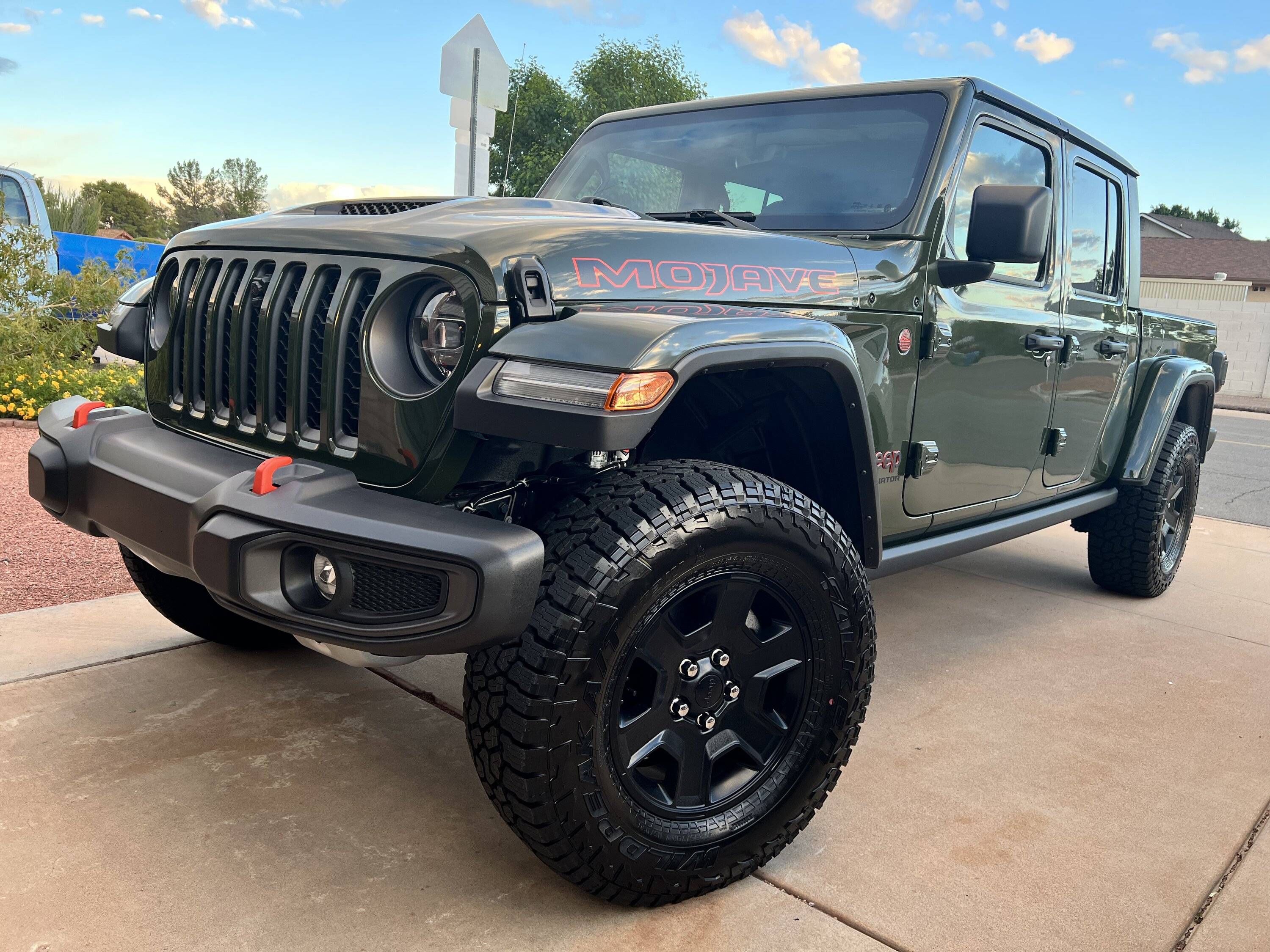 Jeep Gladiator SARGE GREEN Gladiator club 3D8B8EC5-594D-493E-BCAB-4671BD348BED