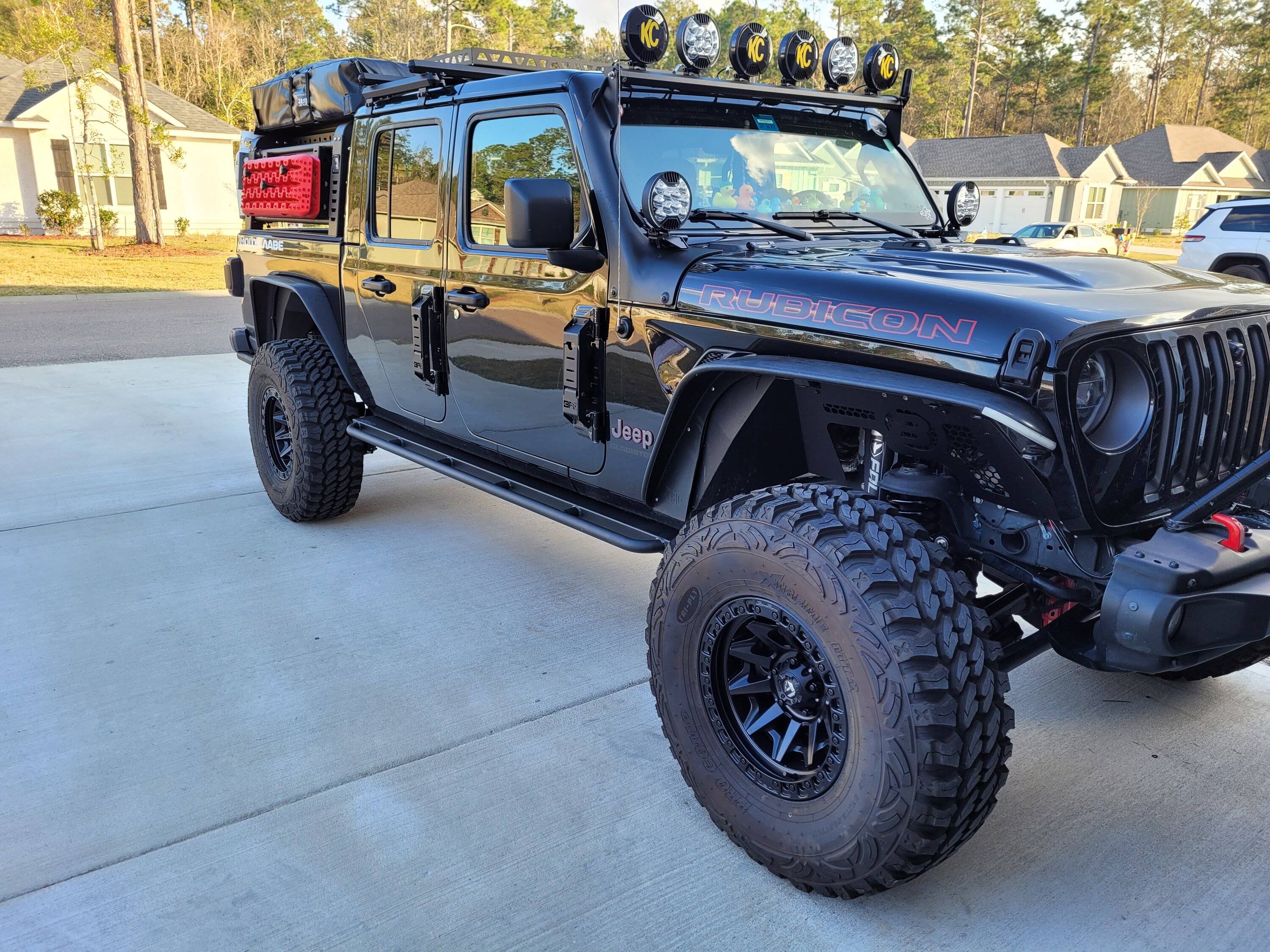 Jeep Gladiator Lets see all those Gladiators with lifts and bigger tires! 20221209_160355