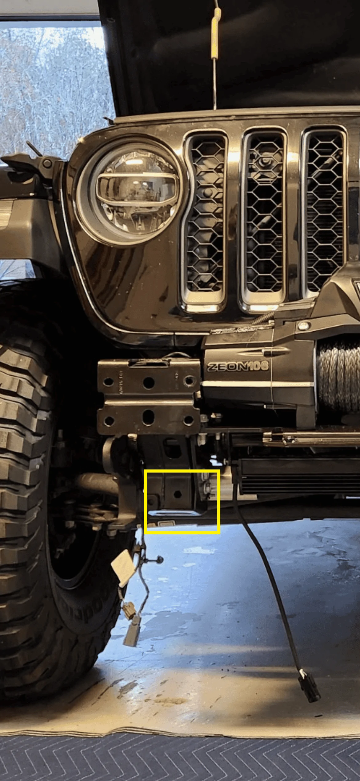 Jeep Gladiator AEV RX BUMPER ON MOJAVE IMG_0182