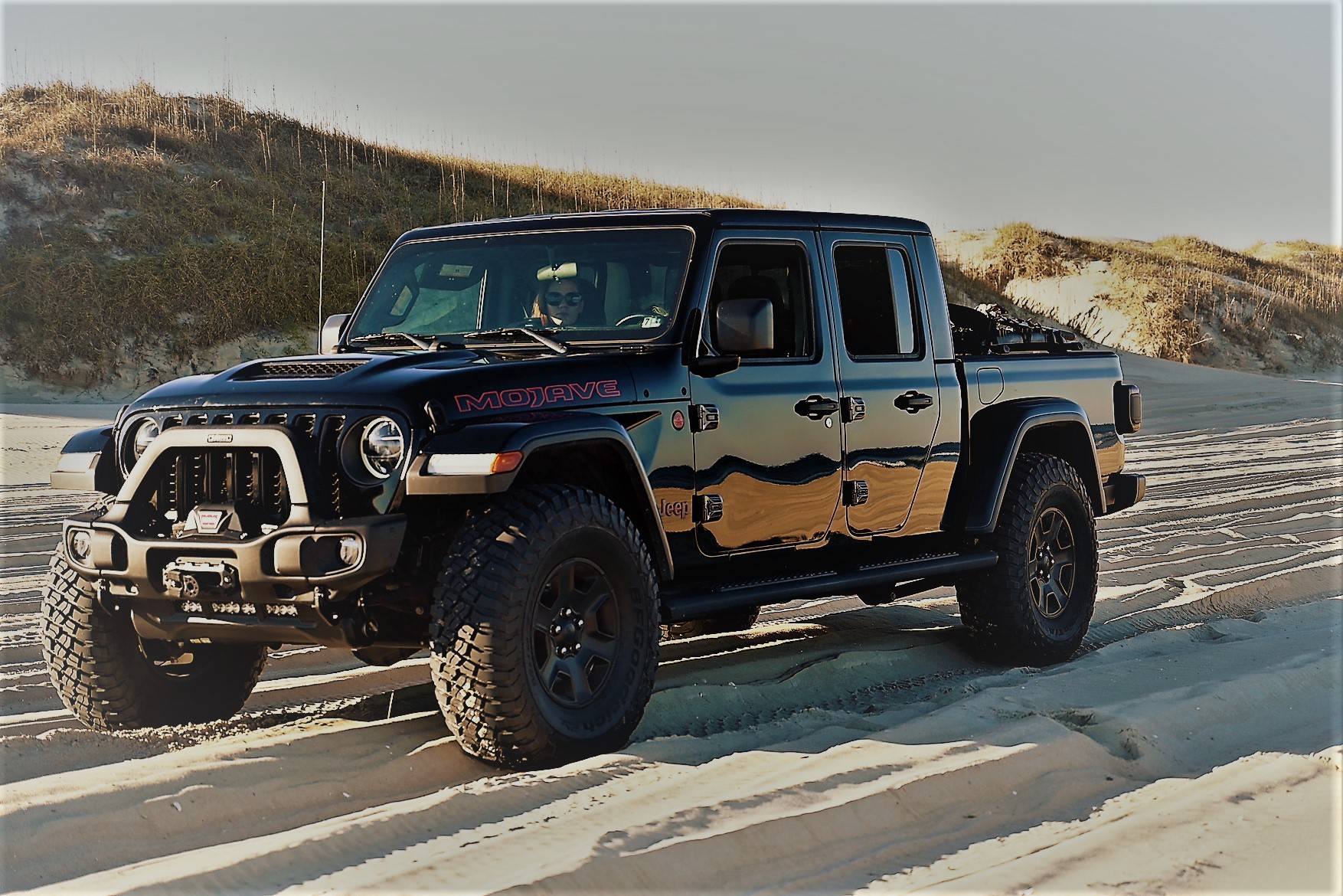 Jeep Gladiator AEV RX BUMPER ON MOJAVE IMG_E0112.JPG