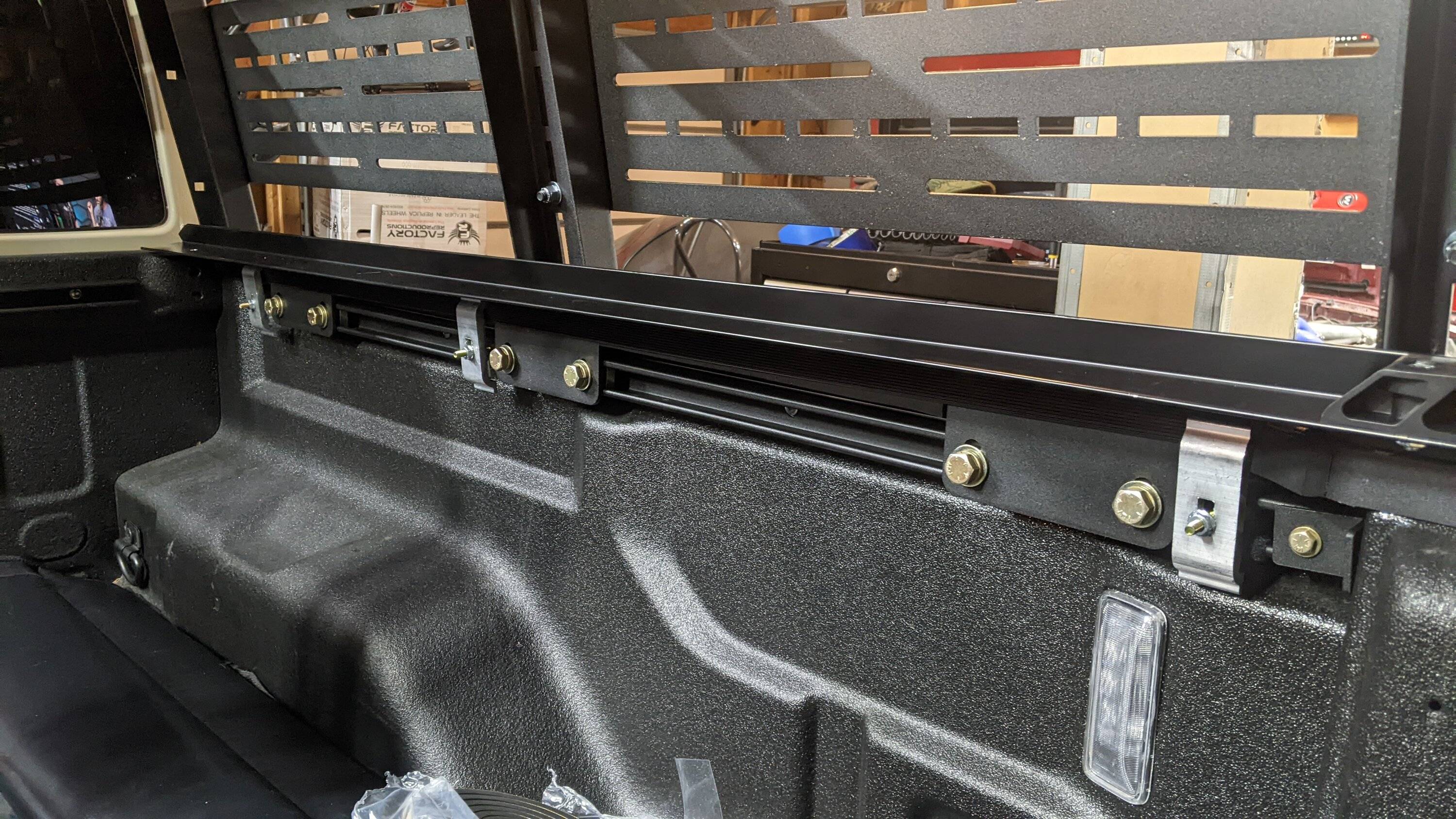 Jeep Gladiator Bed rack that works with Tonneau cover PXL_20221210_202401946