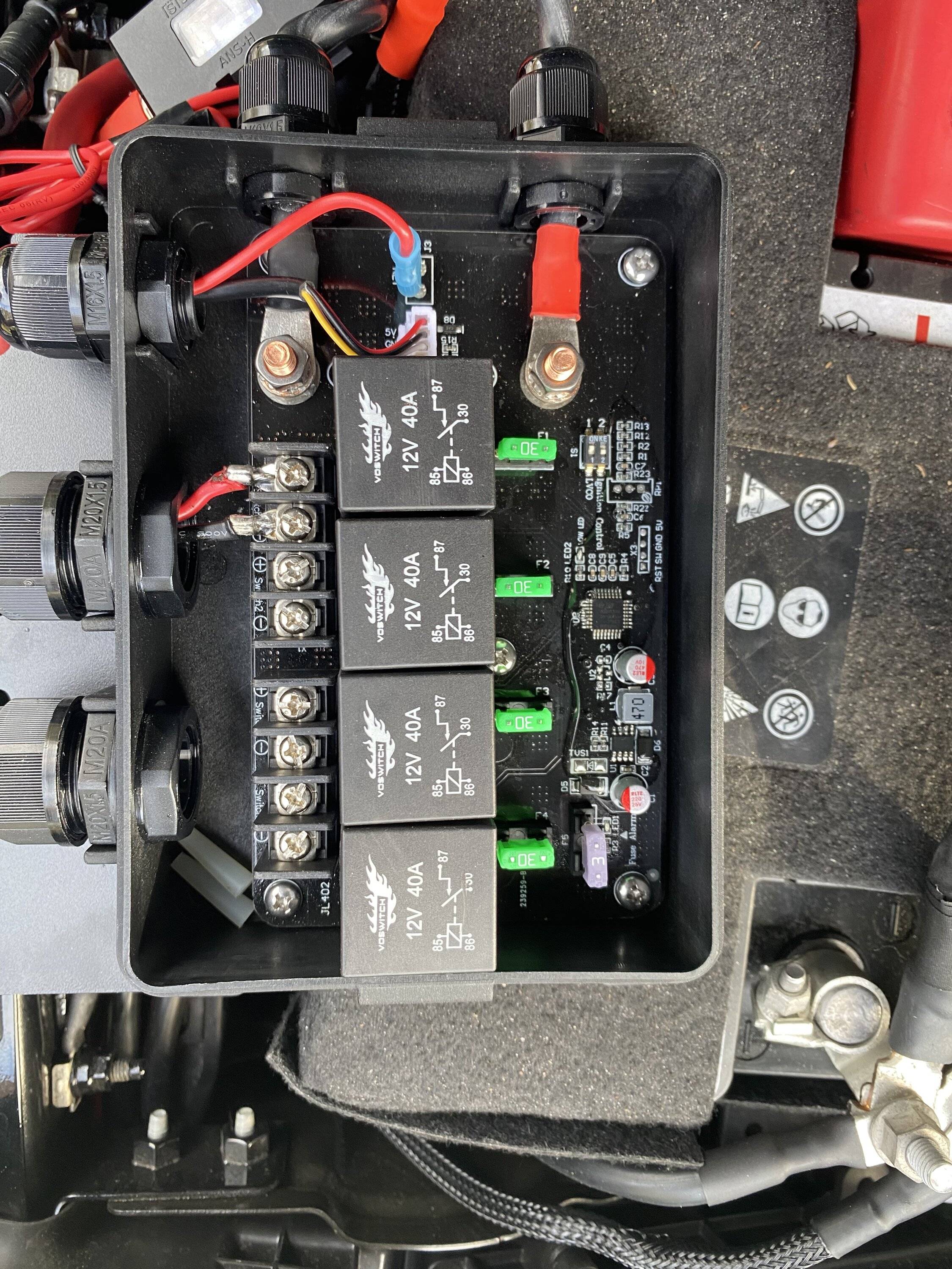 Jeep Gladiator Aftermarket Aux Switches (satisfied Voswitch customer) 7EC20EAE-9A40-4733-9AAC-5C30B116CAFB