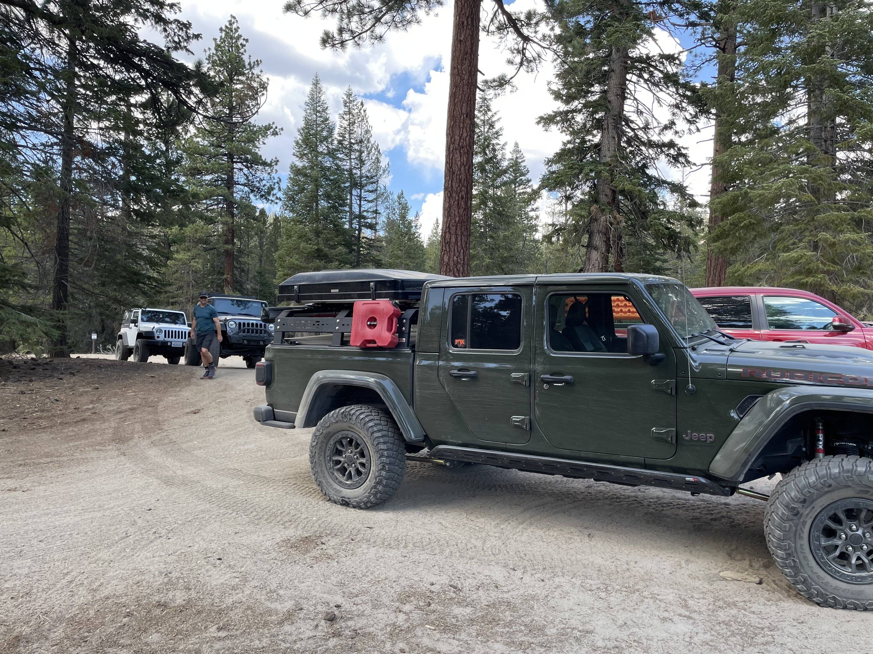 Jeep Gladiator Bed rack that works with Tonneau cover 1671036744696