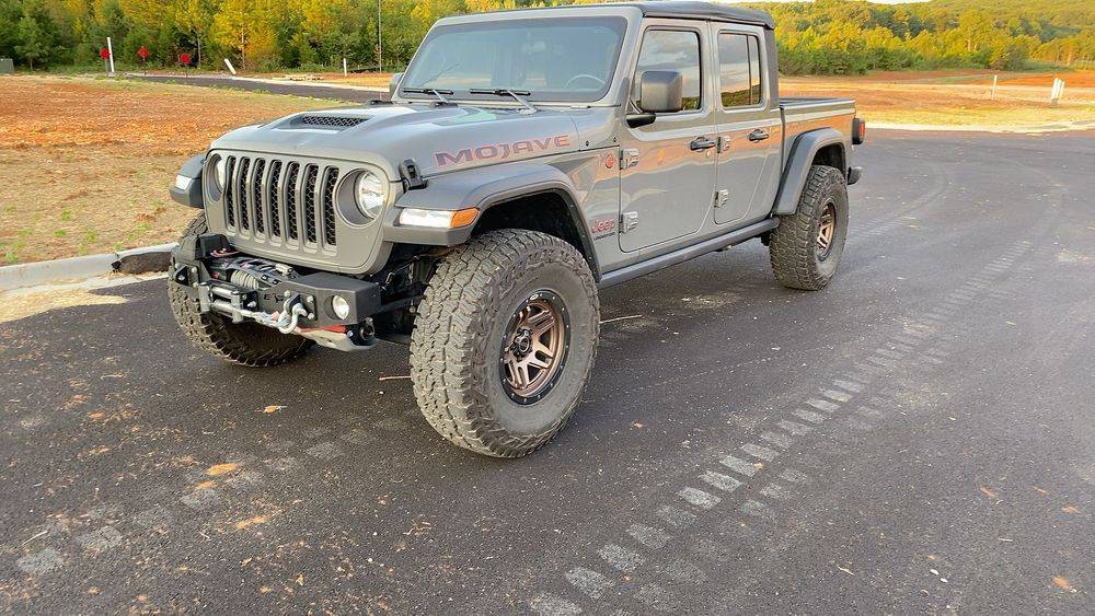 Jeep Gladiator ? Sold on Carmigo 31244_inspection_exterior_CMG-FJVIXTK5PX_10_VKX_1000x1000
