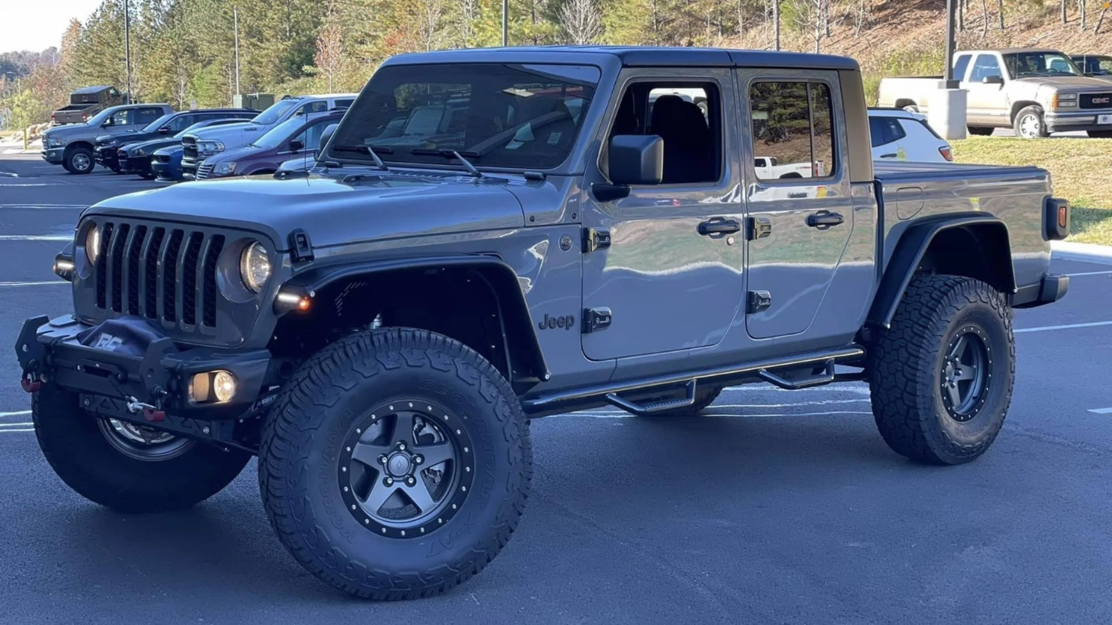 Jeep Gladiator Mopar lift on Rubicon 1403A76B-D649-47A6-AB4B-5599A74B7AB8