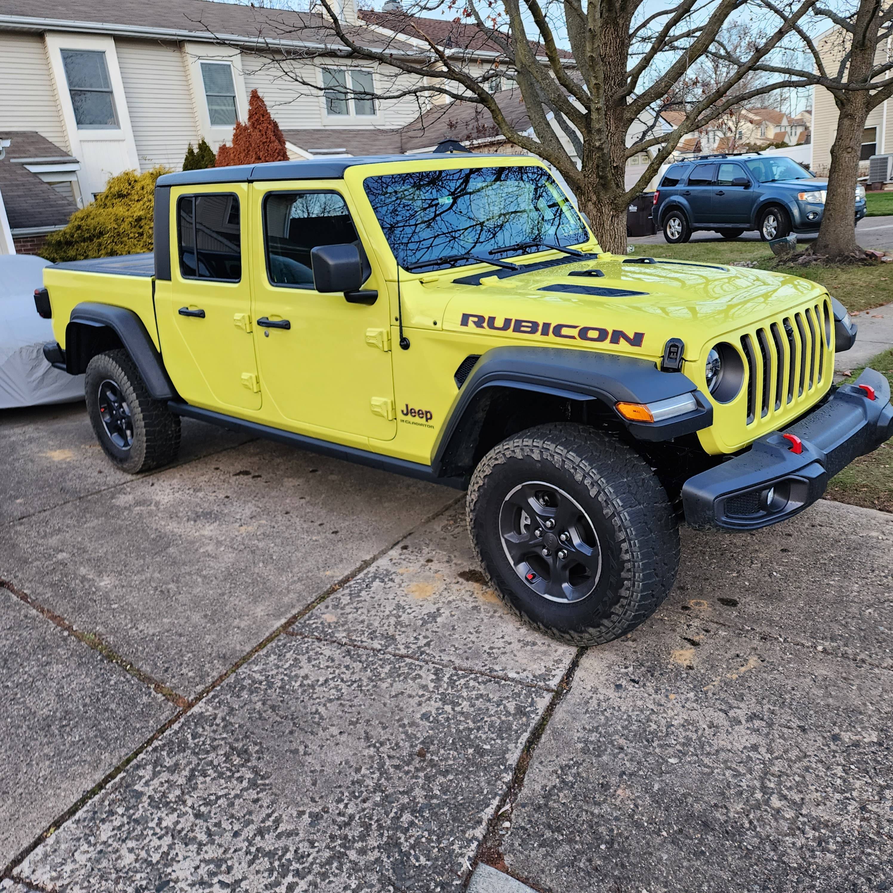 Jeep Gladiator HIGH VELOCITY YELLOW Gladiator JT Club 20221214_161911