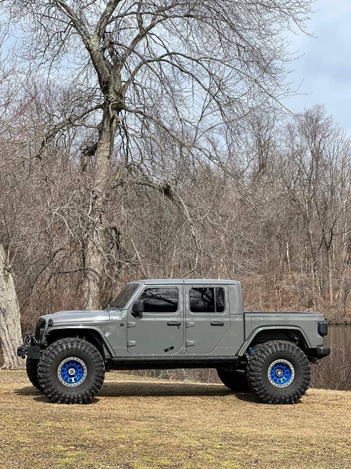 Jeep Gladiator Motobilt Bobbed Bed A1BC68B1-74ED-4617-9343-49C9159CB5EB