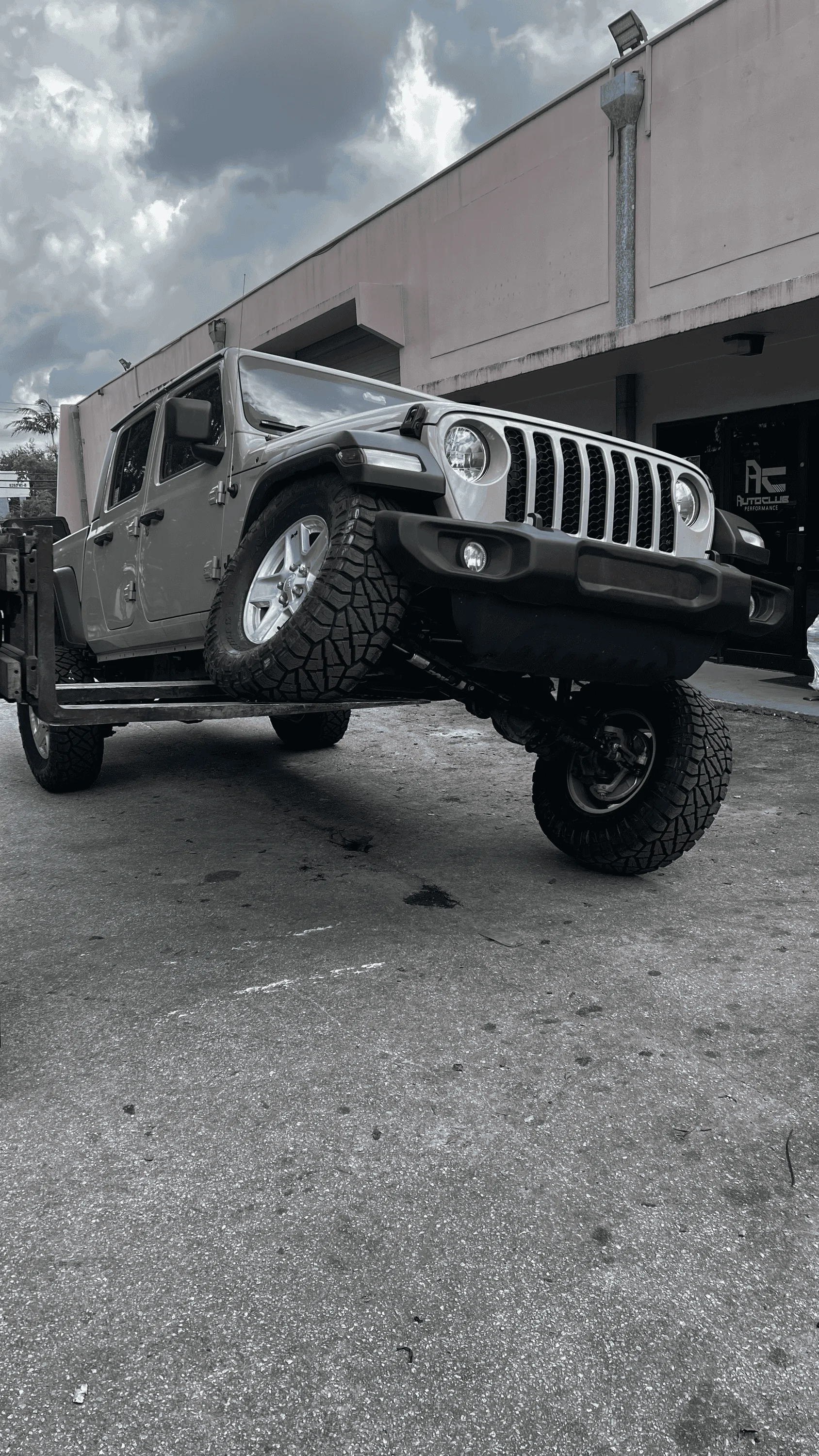 Jeep Gladiator Post Your Jeep and We'll Rate It tempImageBZk2E