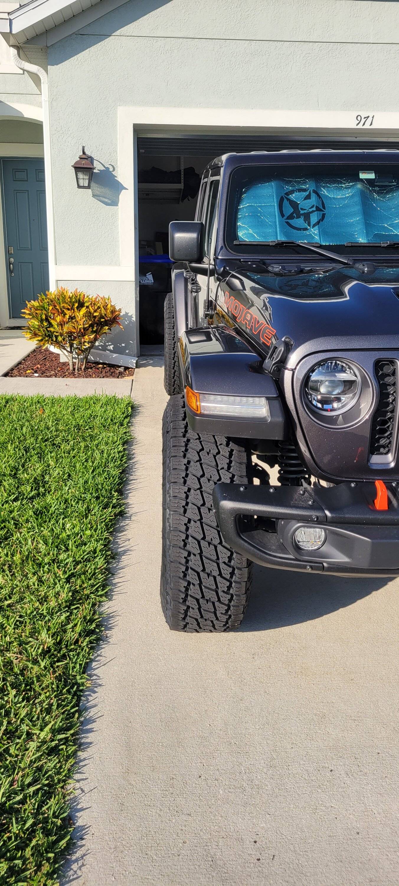 Jeep Gladiator Pic Request: 17x9 -15 or 17x9 -38 with 37"+ tires 20221129_152952