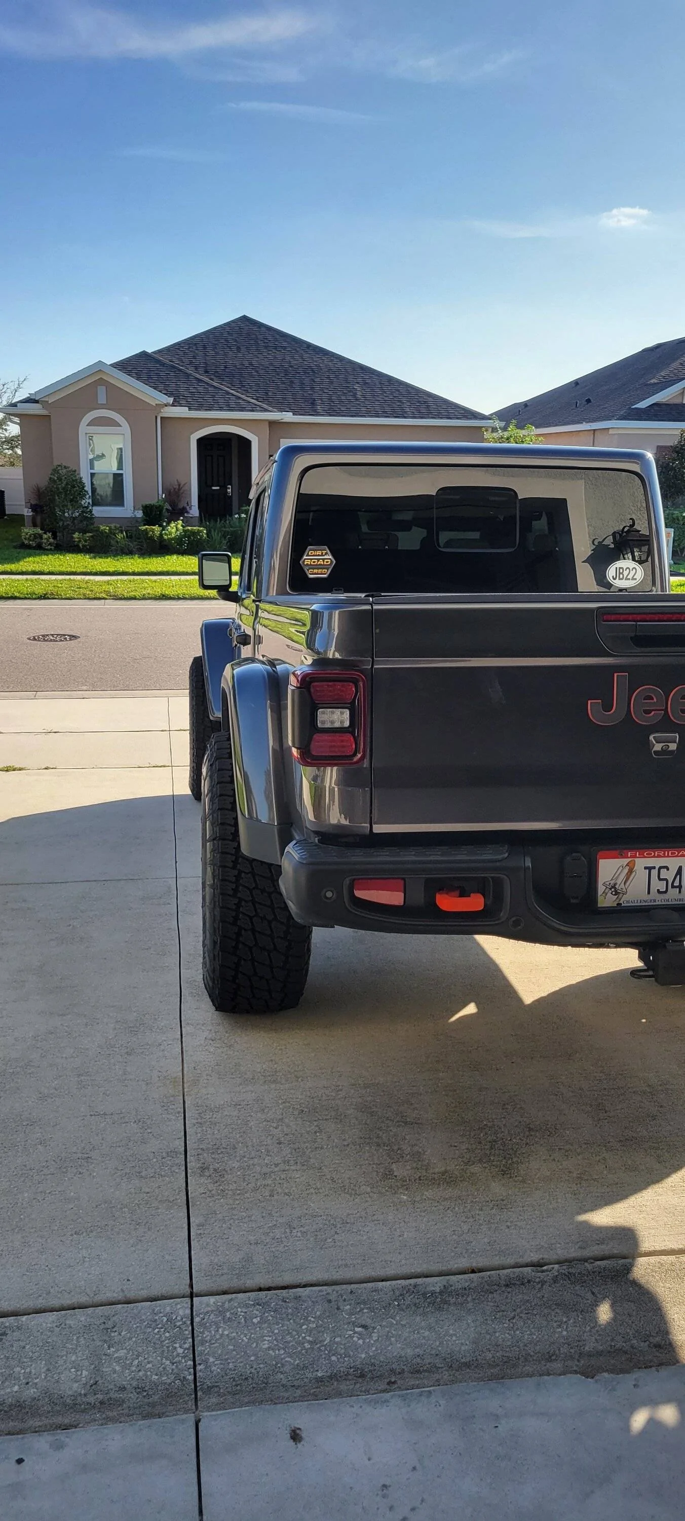 Jeep Gladiator Pic Request: 17x9 -15 or 17x9 -38 with 37"+ tires 20221129_152913