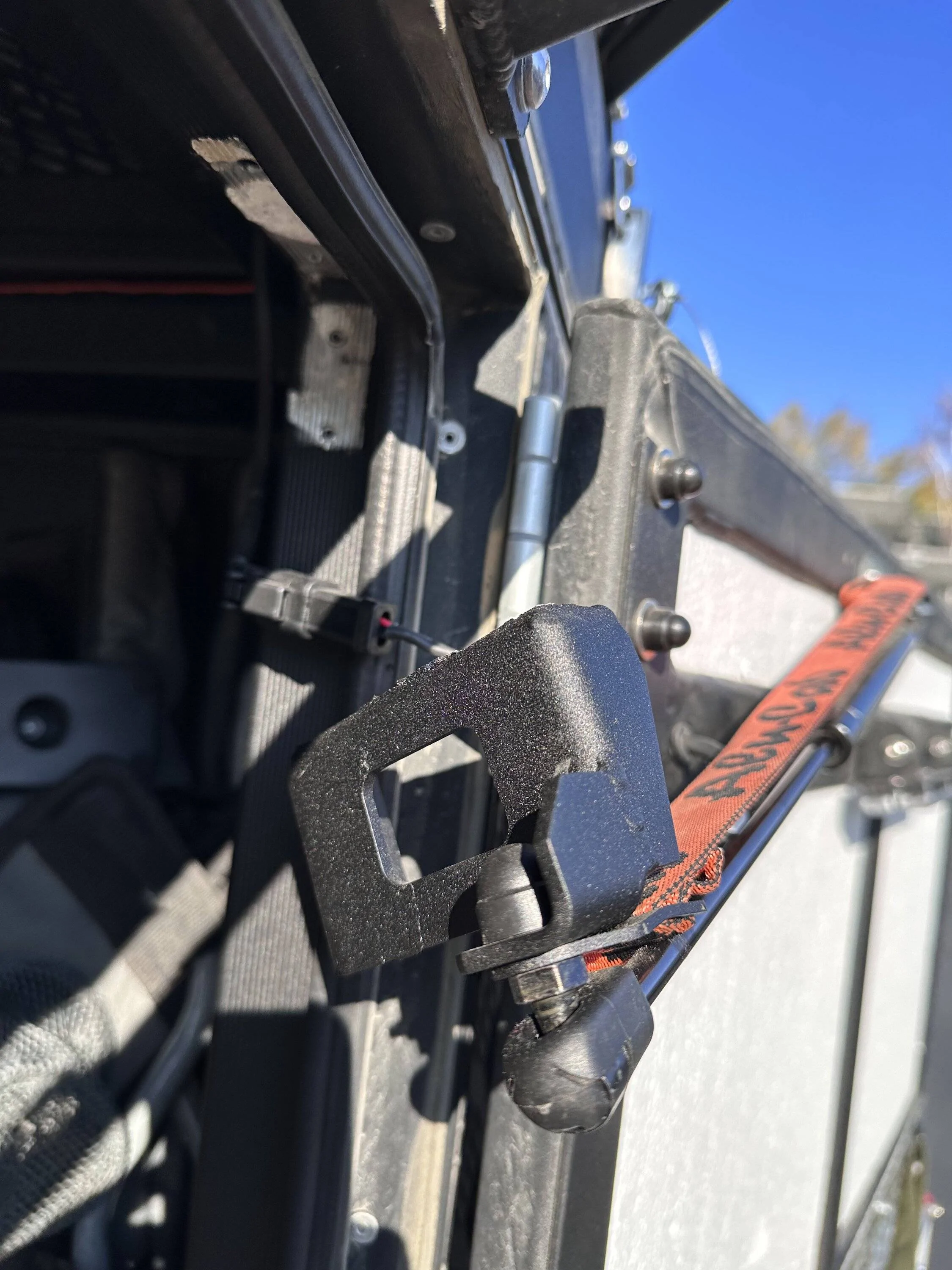 Jeep Gladiator Alu-Cab Canopy Camper Roll Call A59DABB3-C177-4D28-973D-C01C07ACDF5F