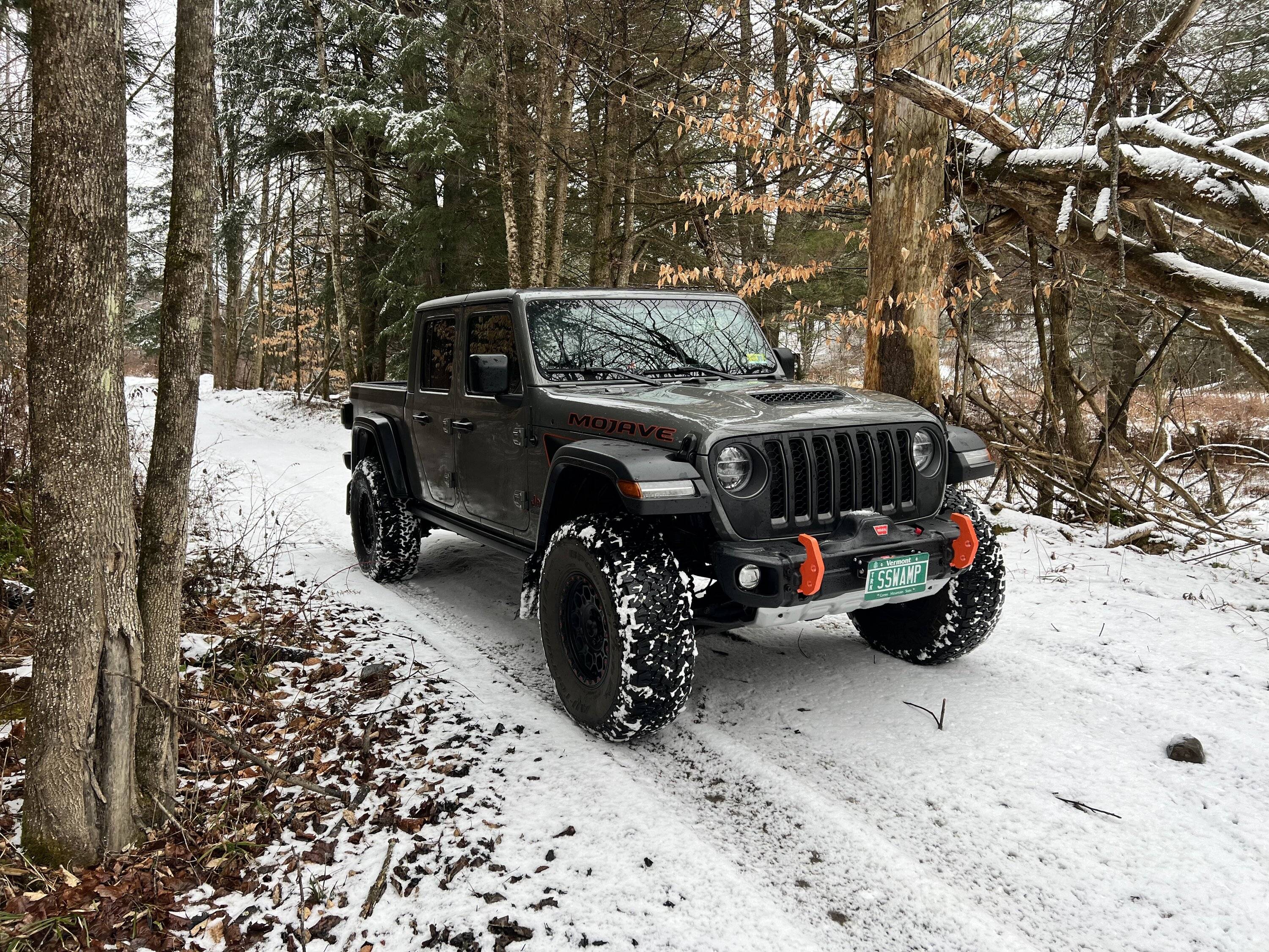 Jeep Gladiator I Love Winter... Post Your Snow Pics ❄️ ? EBC4B495-82A4-4A76-9221-0CE04A1BA856