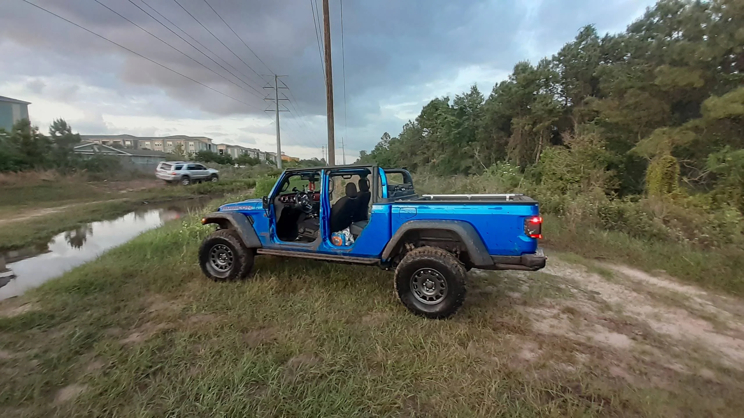 Jeep Gladiator HYDRO BLUE PEARL Gladiator JT Club 20220423_195201