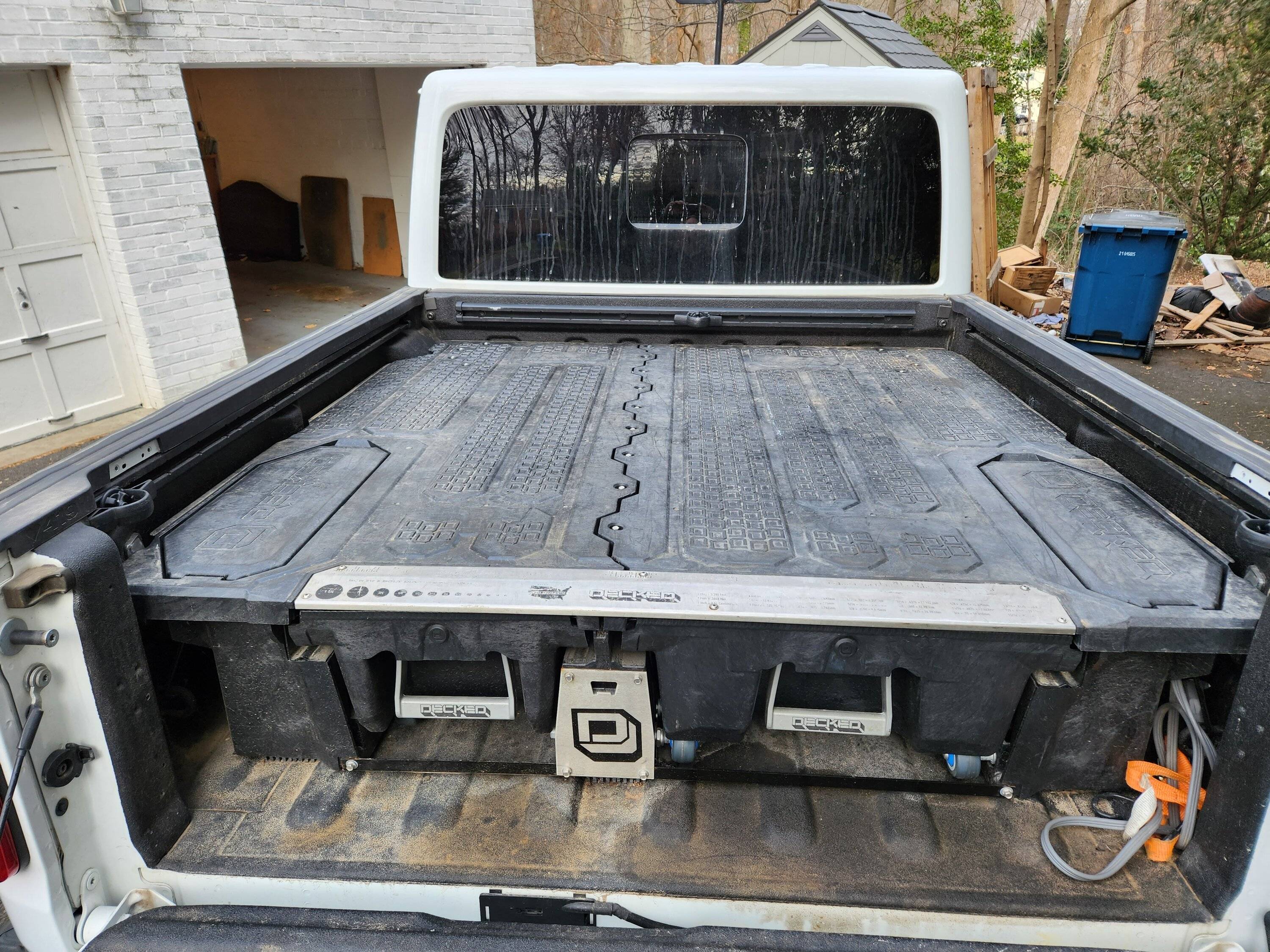 Jeep Gladiator Decked System with tool boxes and dividers 20221214_152450