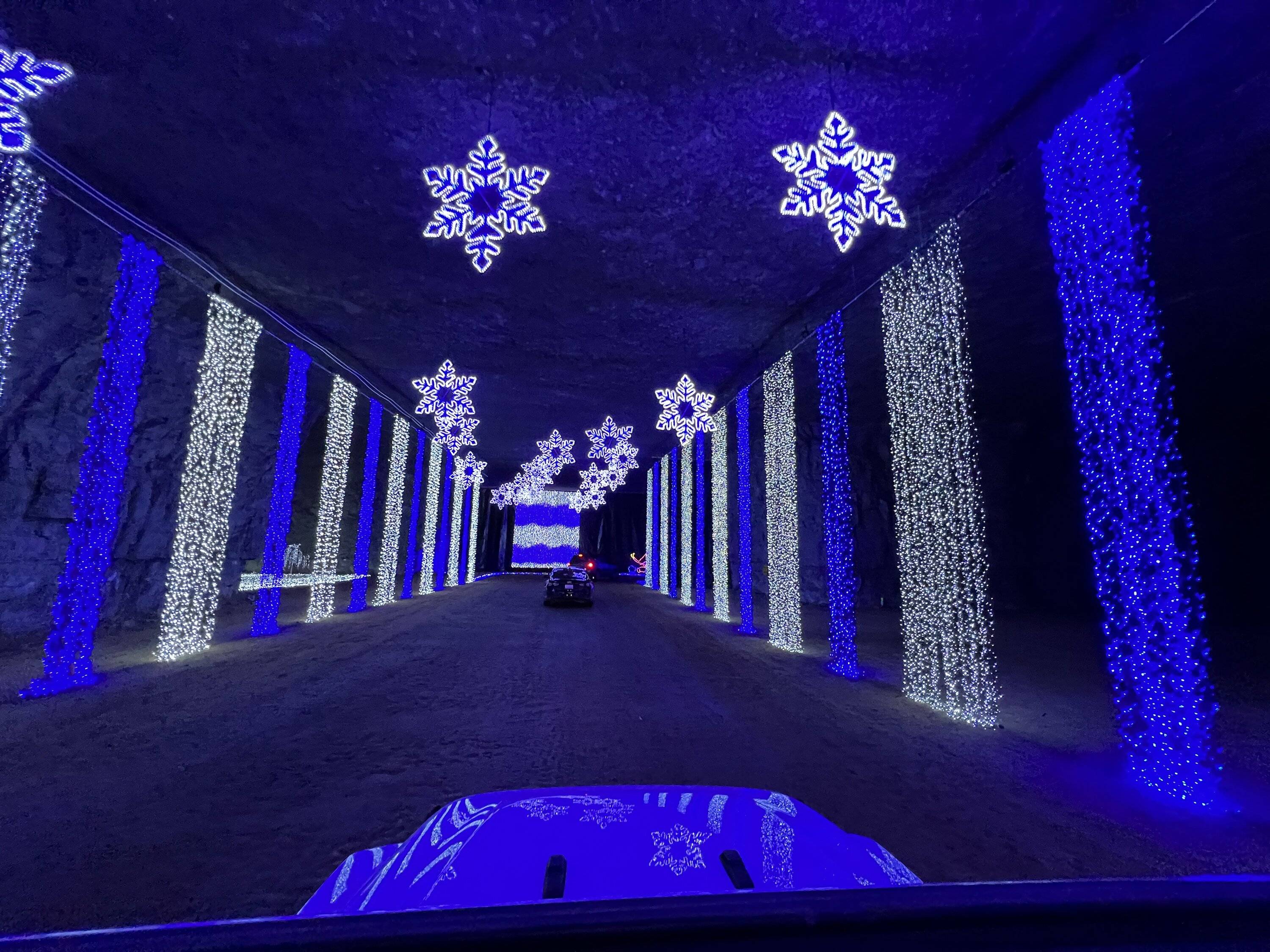 Jeep Gladiator Cruise thru caverns 2C71FE8B-82C2-453F-92C2-035B721FABDF