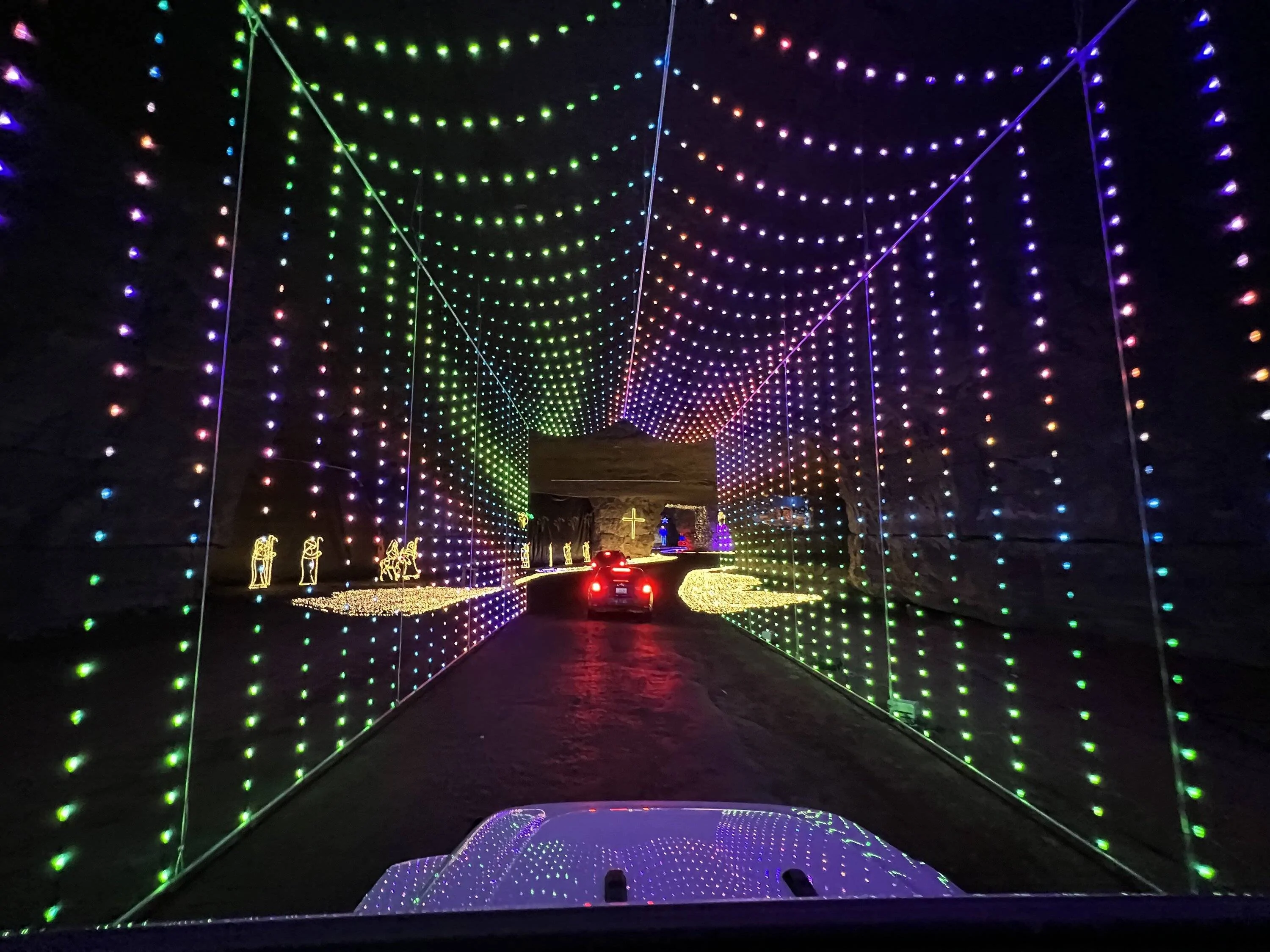 Jeep Gladiator Cruise thru caverns CEF2D75A-8906-4254-96F6-336460635685