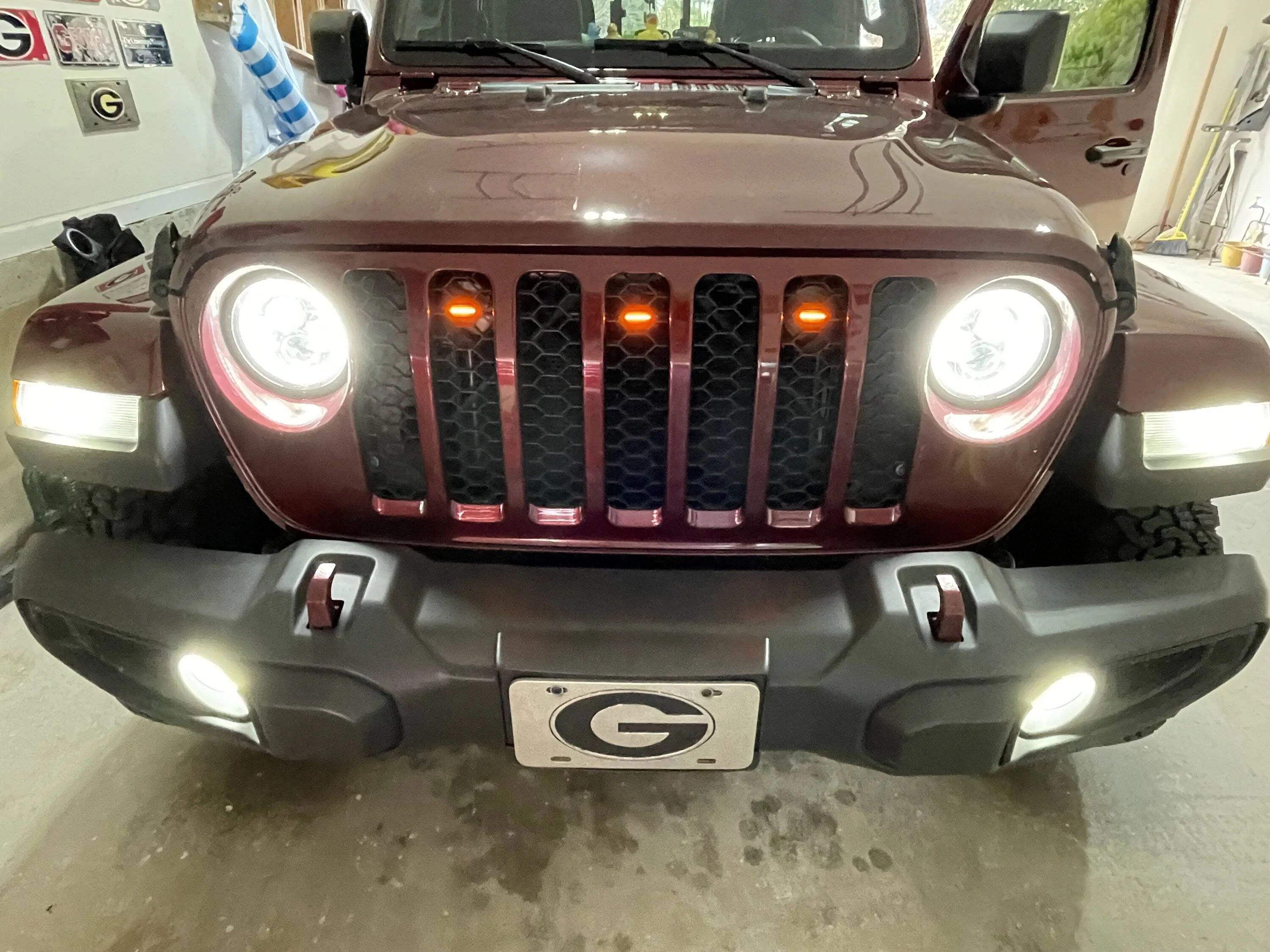Jeep Gladiator Pre-Runner Grill Light Kit IMG_9889