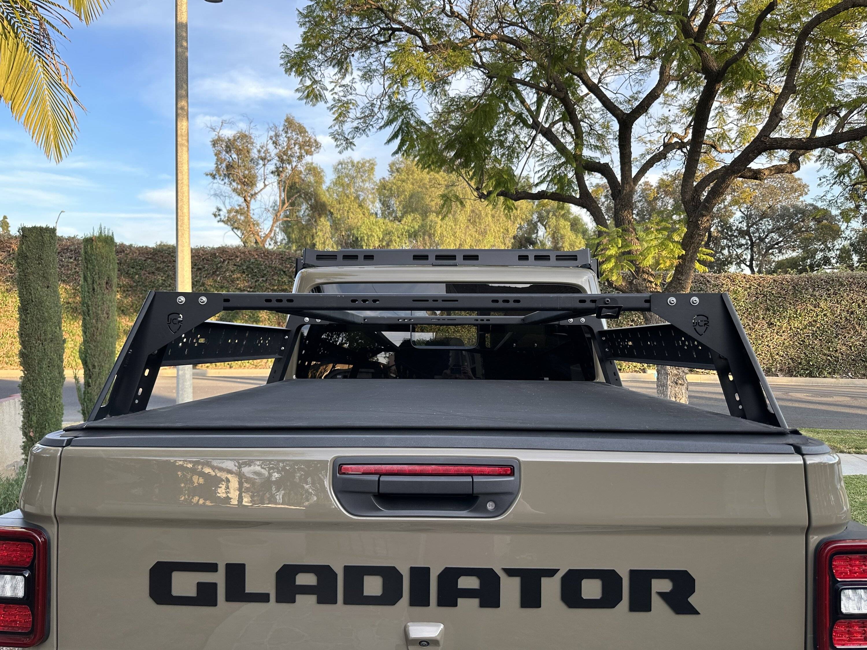 Jeep Gladiator Rugged Ridge tonneau cover 4368A2F3-C3BF-4084-BCF9-72362E2025C4