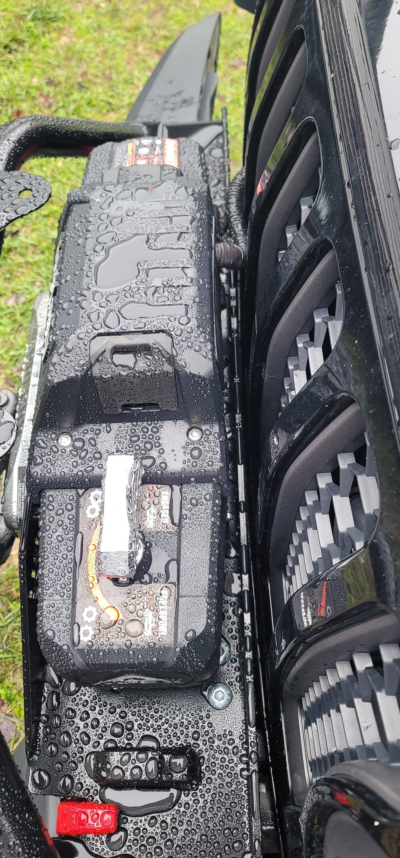 Jeep Gladiator Got my winch in with the factory bumper 20221220_121306