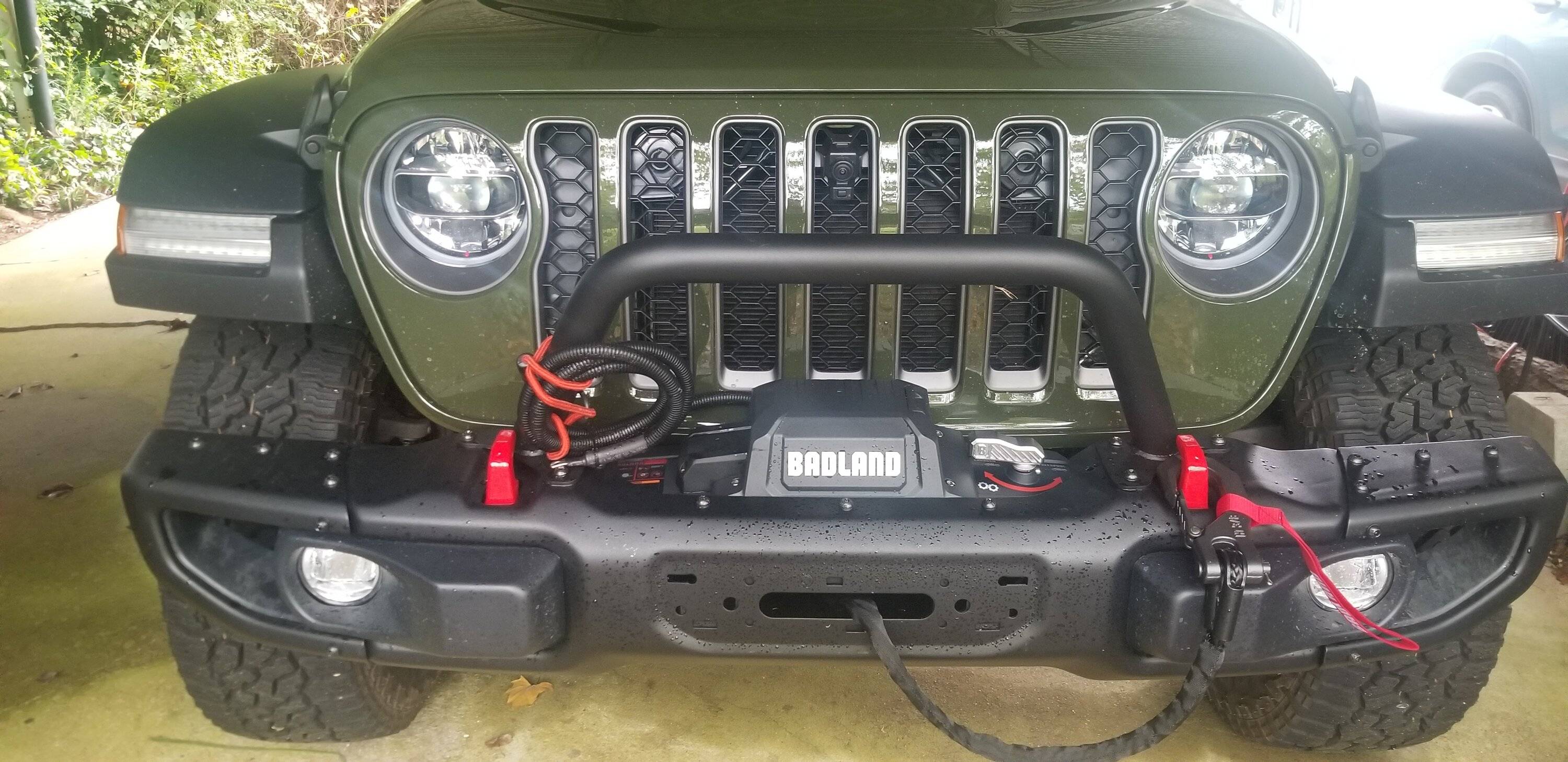 Jeep Gladiator Sgt. GLaDOS: Brass' JT 20211006_111306