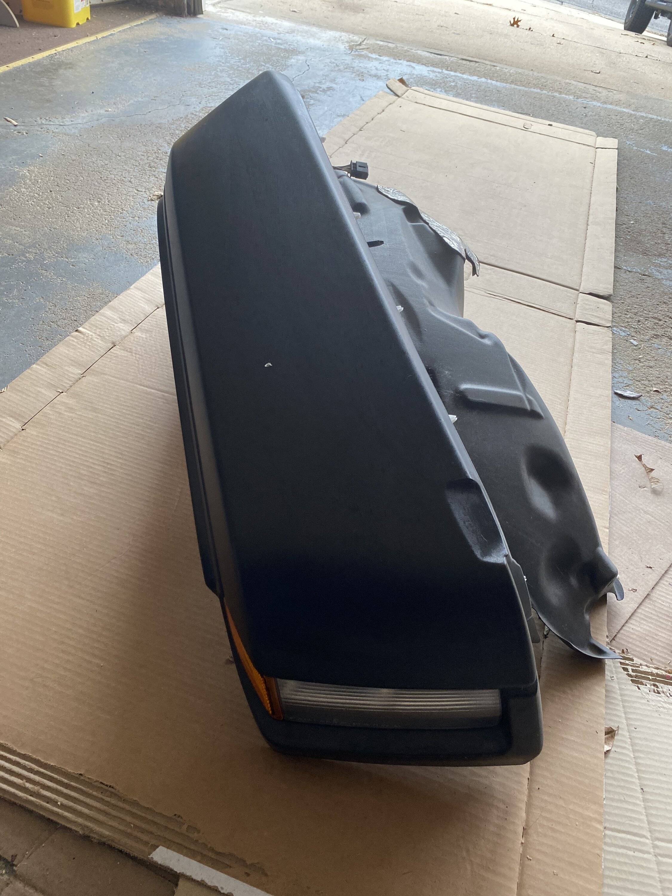 Jeep Gladiator Free set of fender flares in kansas city area BBB5751B-B5F3-423B-84A7-F0505A56A2FF
