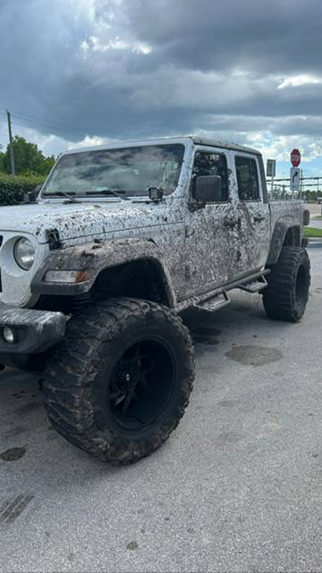 Jeep Gladiator Lets see all those Gladiators with lifts and bigger tires! image1