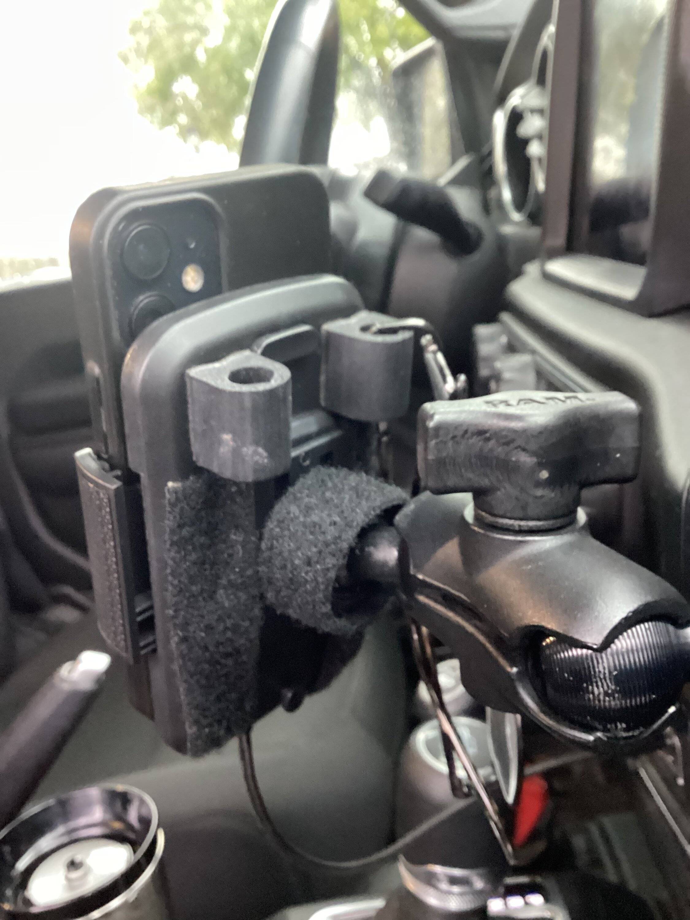 Jeep Gladiator Phone mount sunglasses and reading glasses combo 7517B347-6683-4FD4-89A3-C6996805EC30