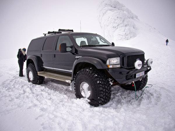 Jeep Gladiator Driving in 2 feet of snow 0B2381F0-26D2-483D-AF62-C88E638FFF77