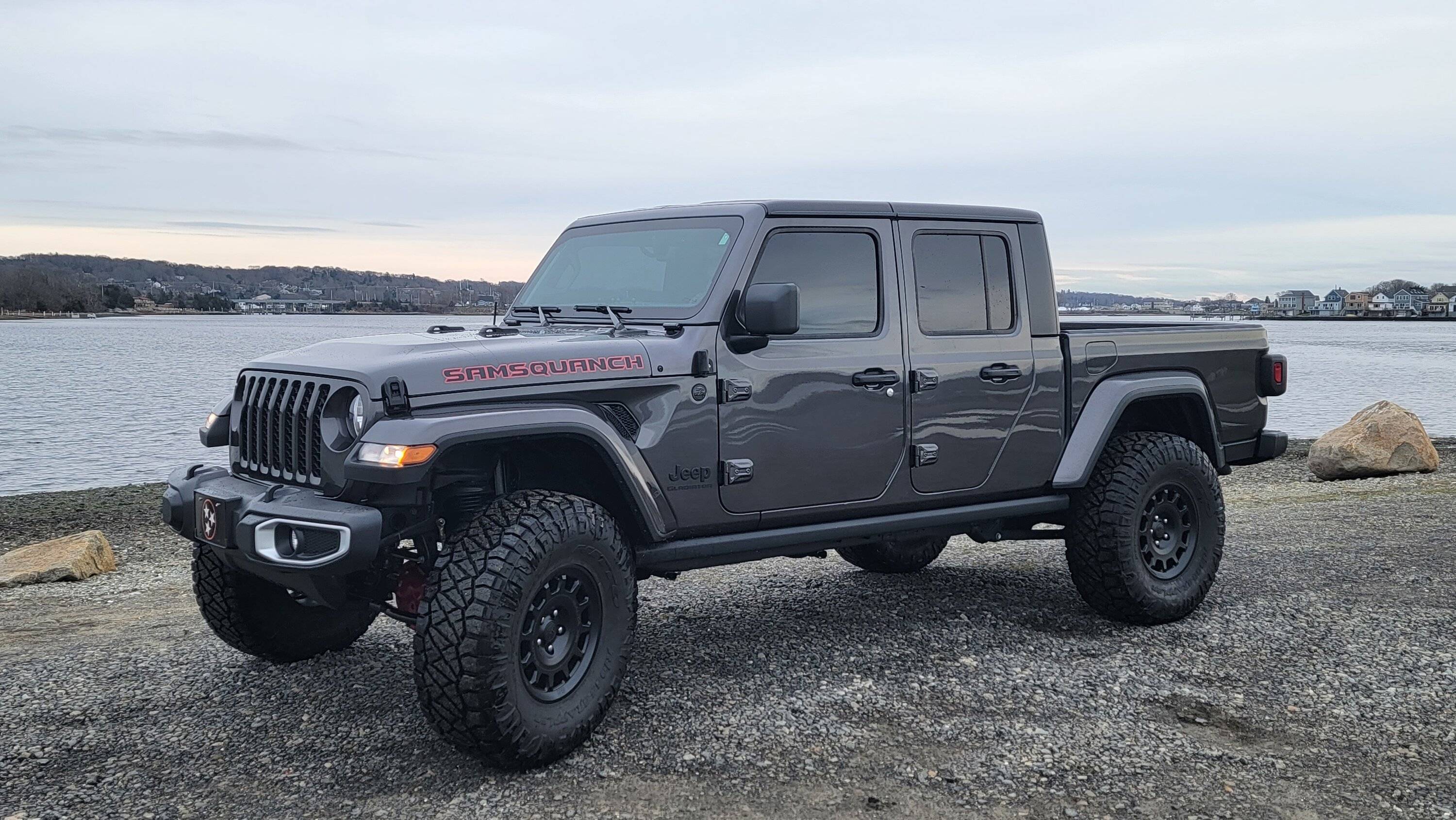 Jeep Gladiator Sport S - Samsquanch build 20221222_102353