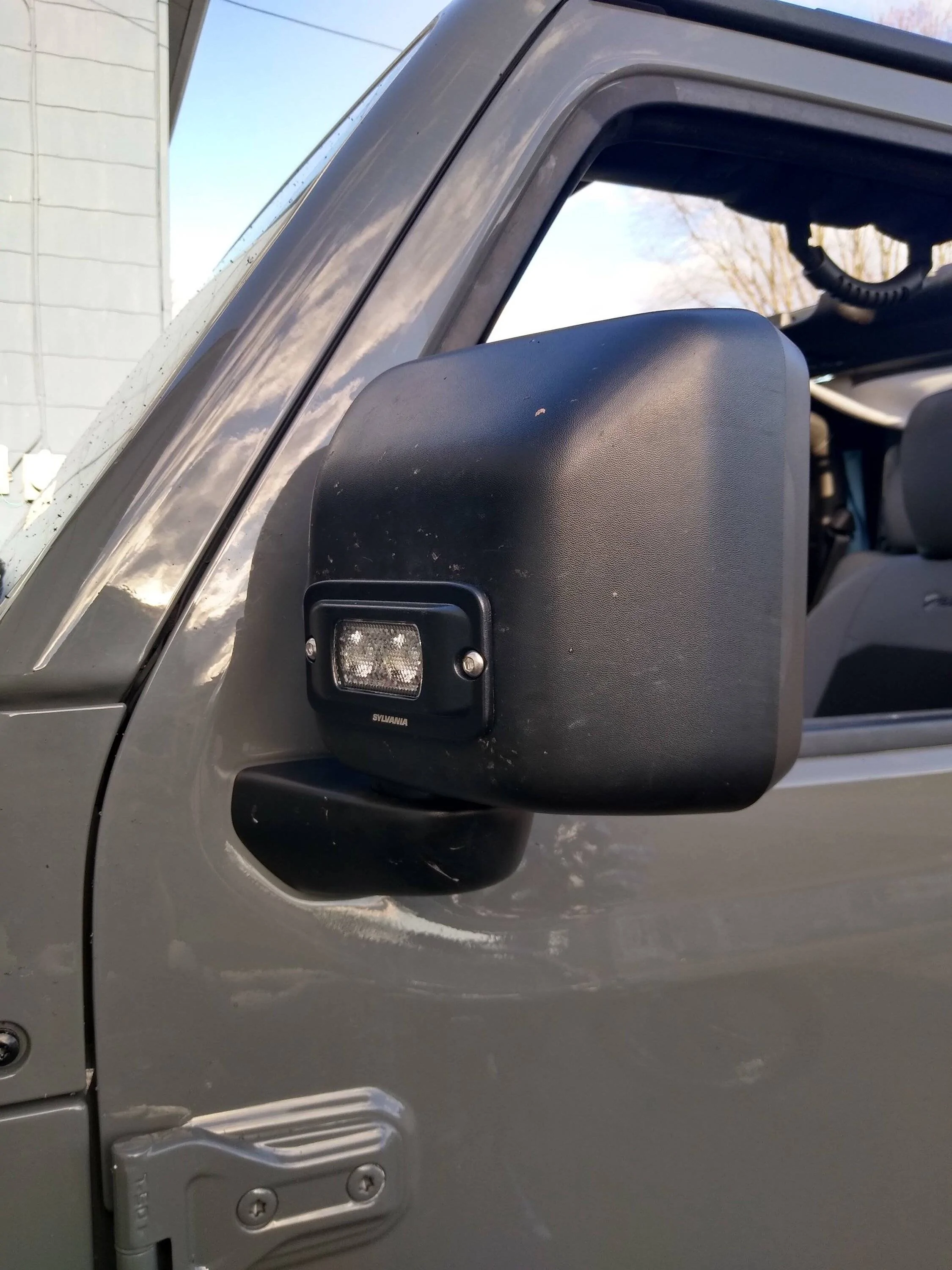 Jeep Gladiator Looking for a smaller flush mounted flood light IMG_20210326_180046641_HDR