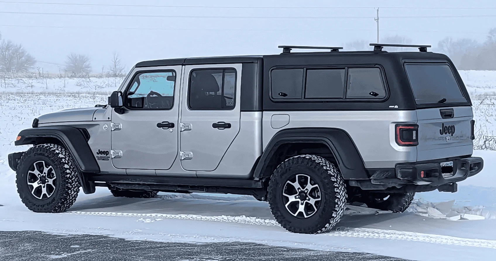 Jeep Gladiator BILLET SILVER Gladiator JT Club Captur