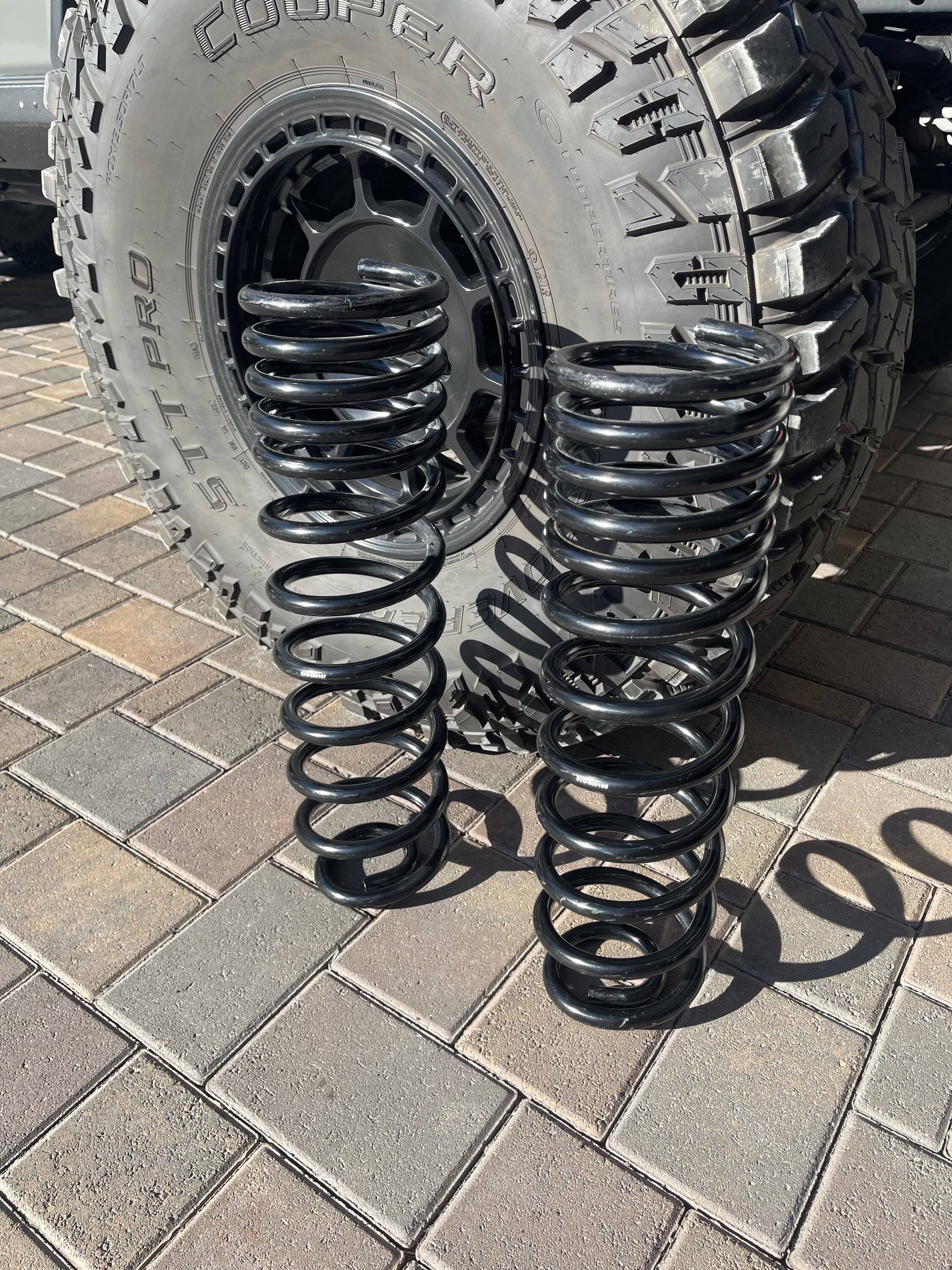 Jeep Gladiator Evo 4.5 rear plush springs $100 556EEADC-9781-4476-ACF8-1D526950DF1F