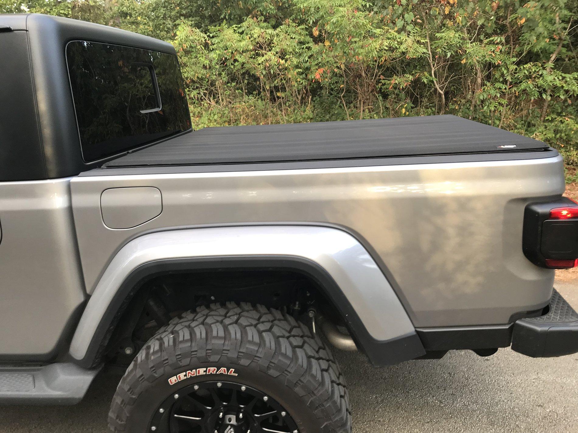 Jeep Gladiator Soft OEM roll up bed cover. 6AE9E0D7-B4AF-4BDC-8B78-51FC1CCD1127