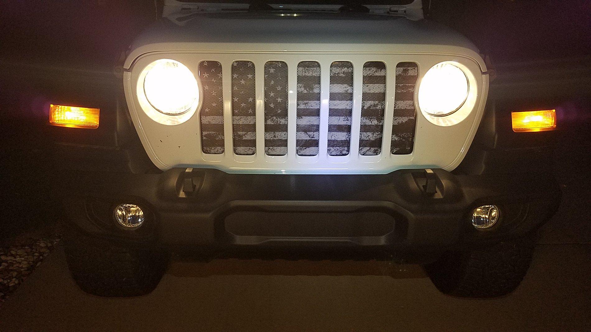 Jeep Gladiator LED Bulb Replacement - IT WORKS! 20190822_202413-
