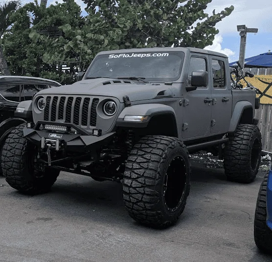 Jeep Gladiator Who is running 40” tires upload_2019-8-24_20-25-21