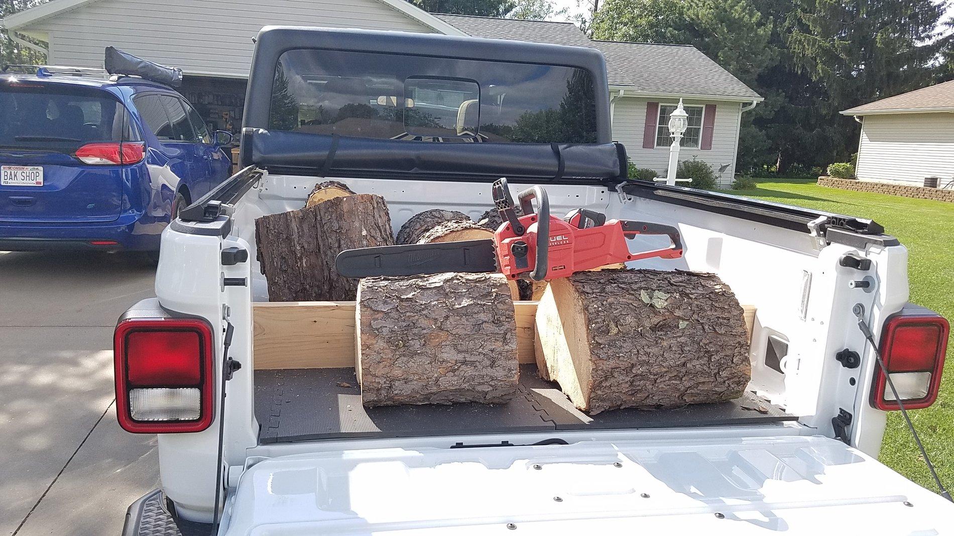 Jeep Gladiator Finally the bed hauling... 20190824_155656