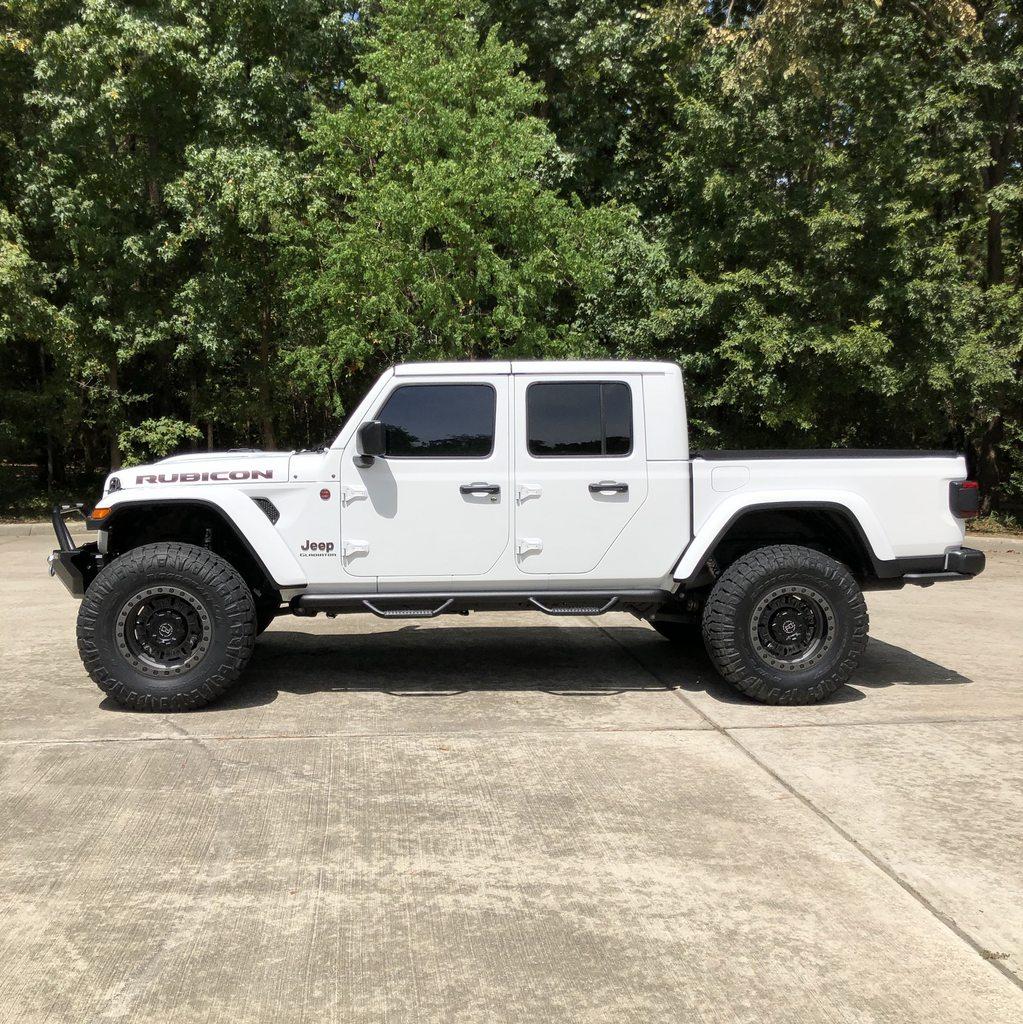 Jeep Gladiator BRIGHT WHITE Gladiator JT Club avFtJekh