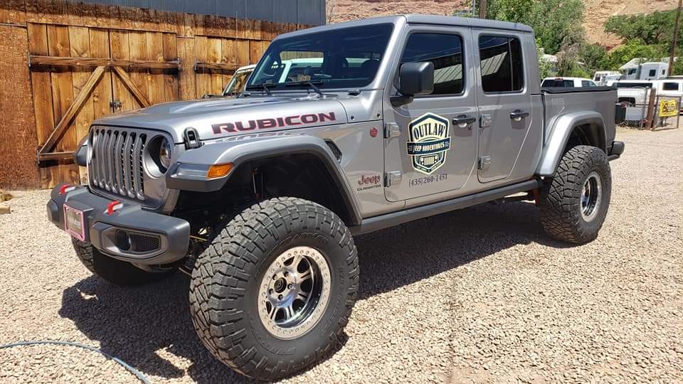 Jeep Gladiator Metalcloak lift FB_IMG_1566797085791