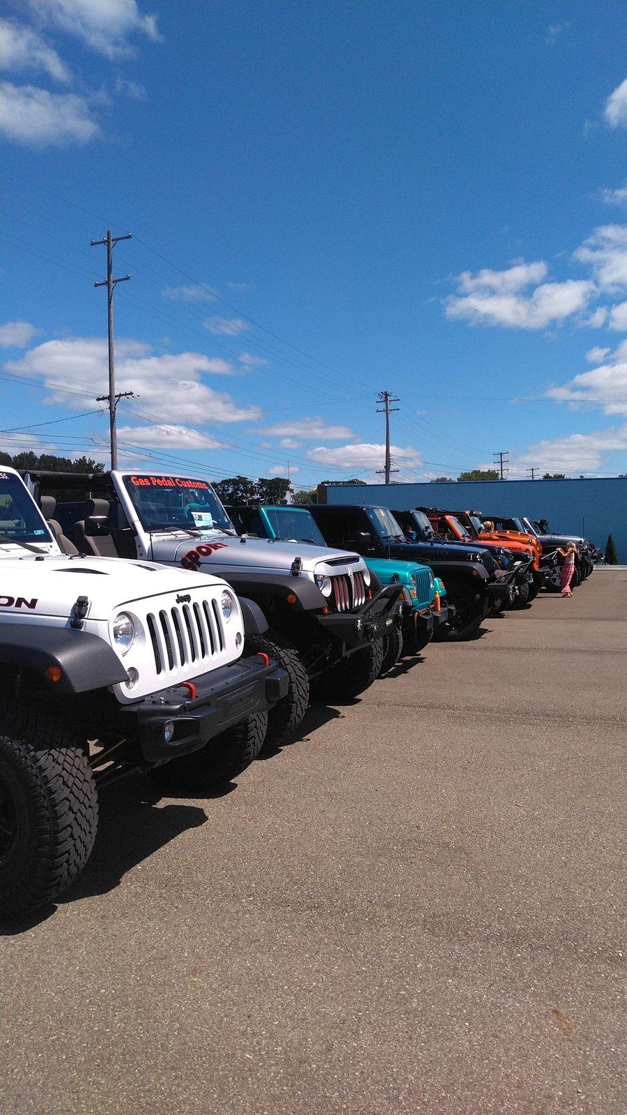 Jeep Gladiator 28th St Metro Cruise KIMG0706.JPG