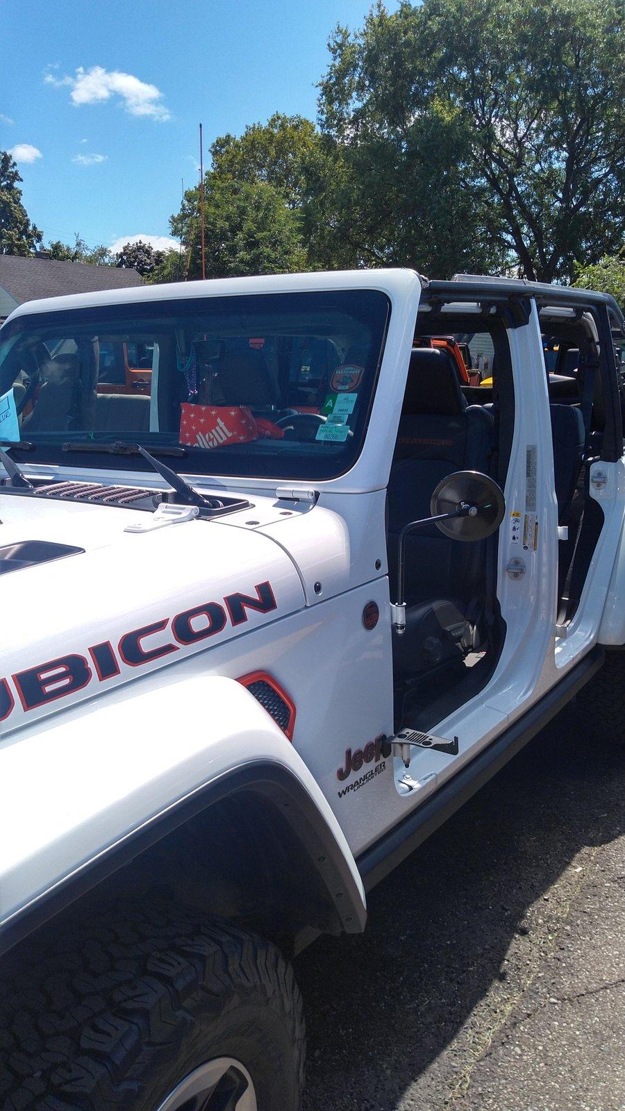 Jeep Gladiator 28th St Metro Cruise KIMG0716.JPG