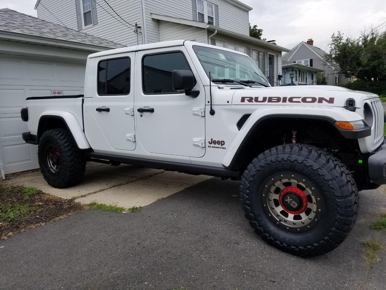Jeep Gladiator 2020 Gladiator JT 35's XD 137 -12 offset wheels gladiator3