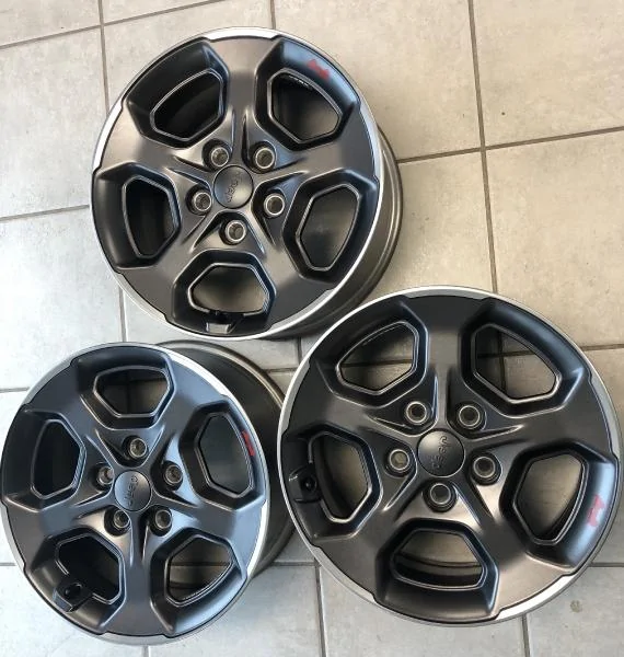 Jeep Gladiator Rubicon Takeoff Wheels Sold Individually image?format=raw&type=img&id=8700