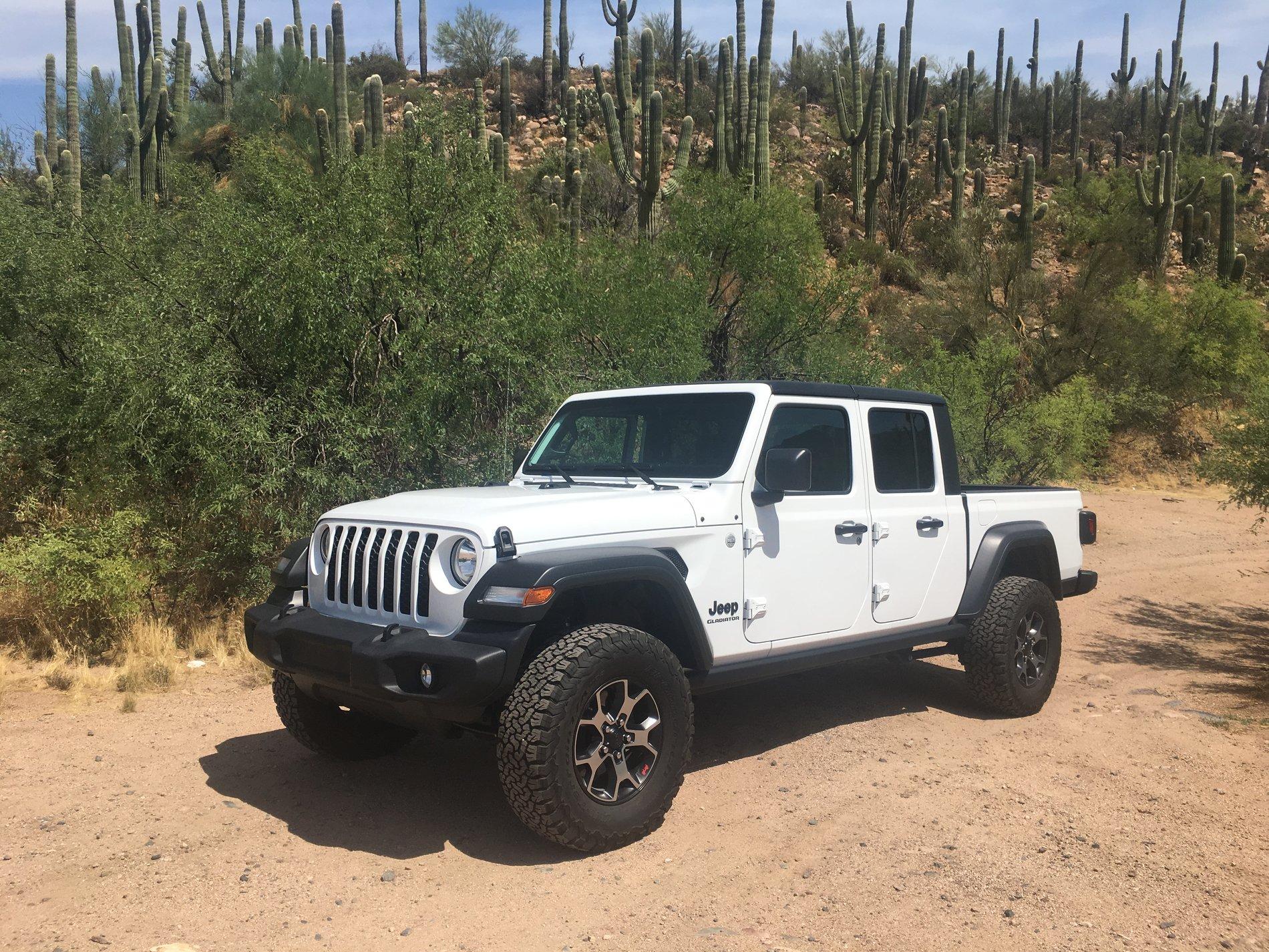 Jeep Gladiator Difference between Sport S and Rubicon Suspension 21377B30-4A8B-4ECE-93CF-341EAB4B1933