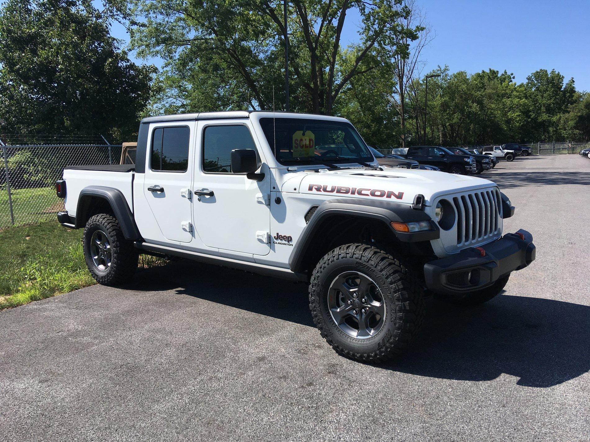 Jeep Gladiator Family build but my son might be too young... 4D3C7084-2454-4E6E-95C5-BEA008D40480