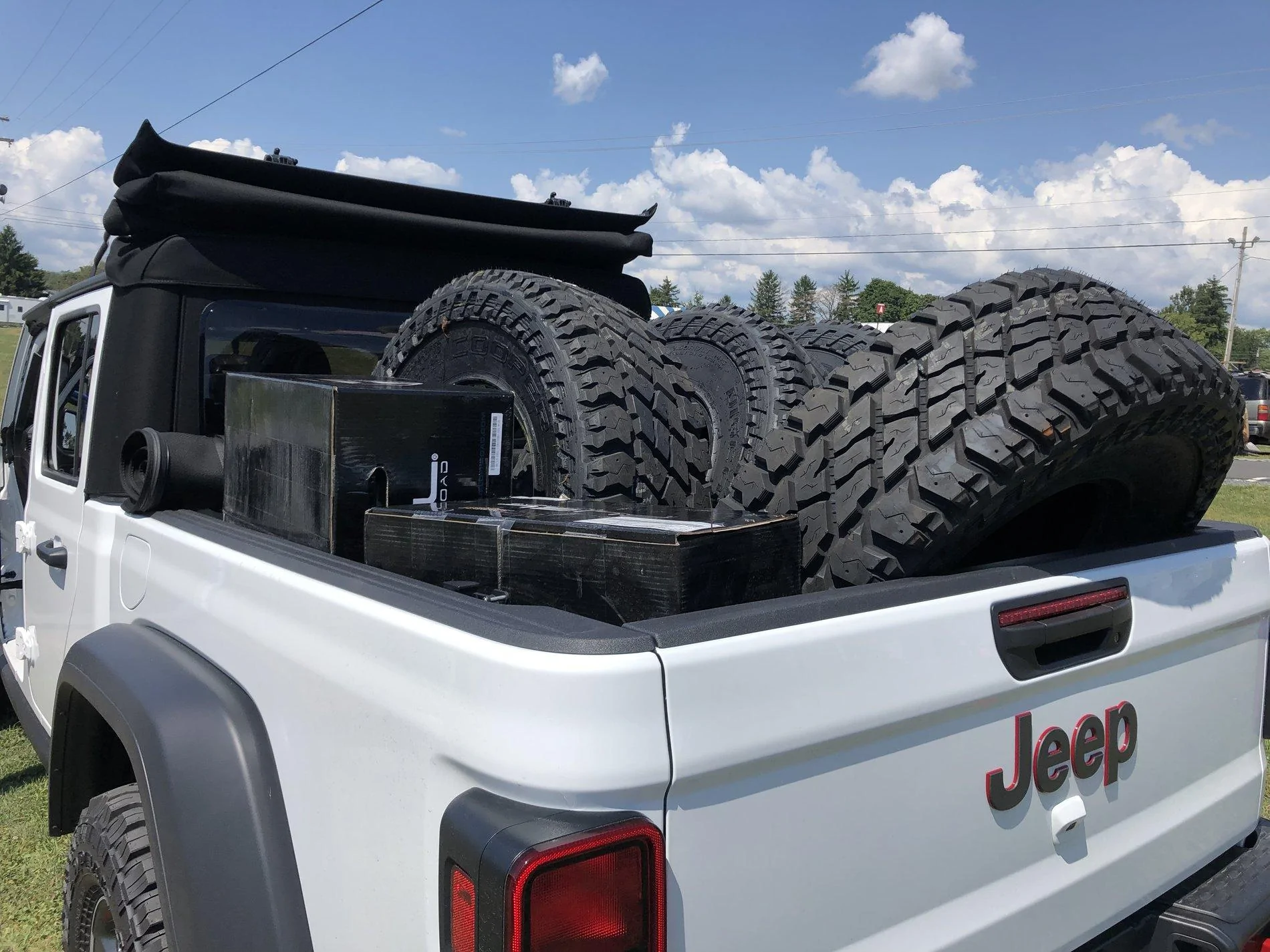 Jeep Gladiator Family build but my son might be too young... 01064885-ABA0-403A-8918-0C4251A65037