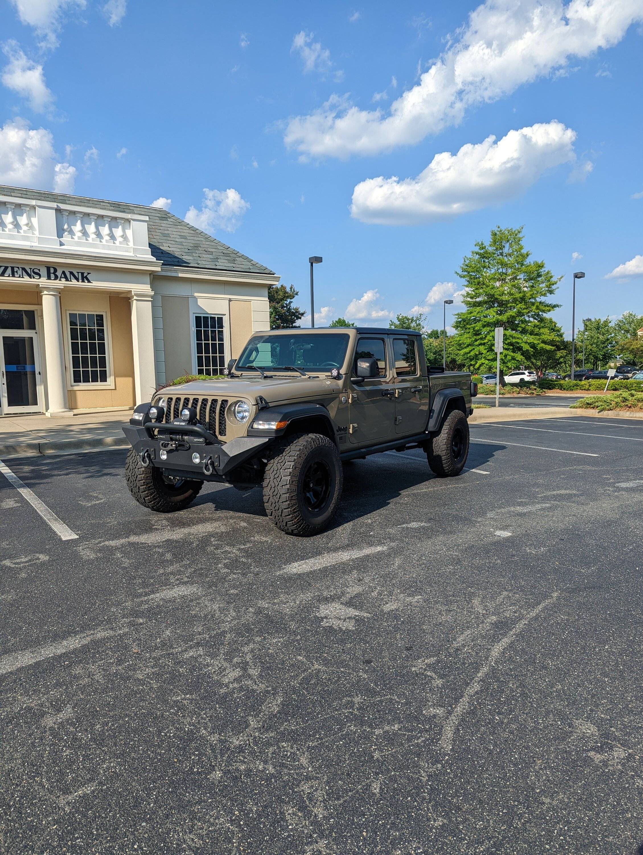 Jeep Gladiator How it started...and how it's going. Post yours! PXL_20220601_213734217.MP