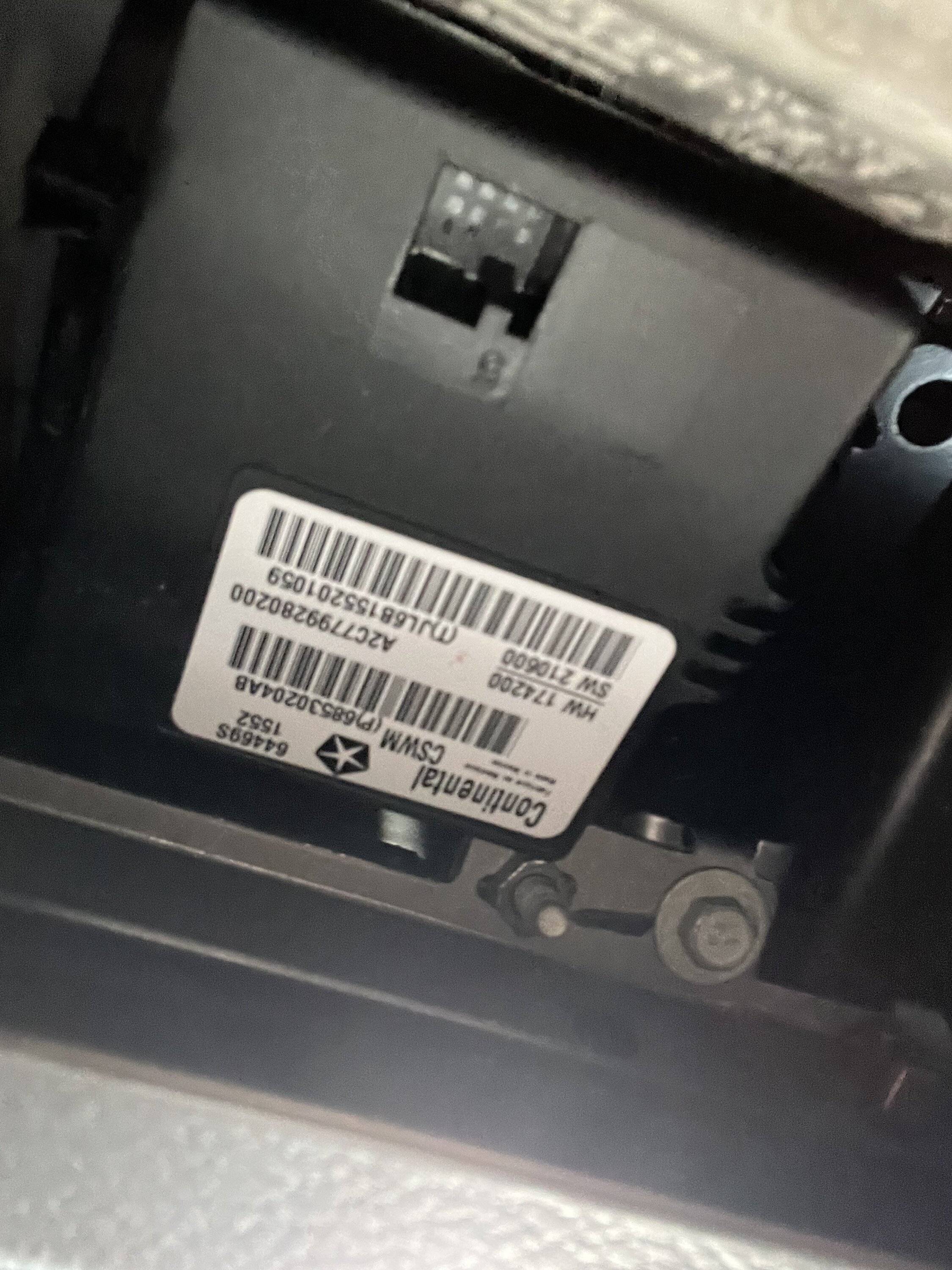 Jeep Gladiator How to ad OEM 115 Vts in my Gladiator with 115 Vts Power bed delete (credit$ 45) IMG_0499[1].JPG